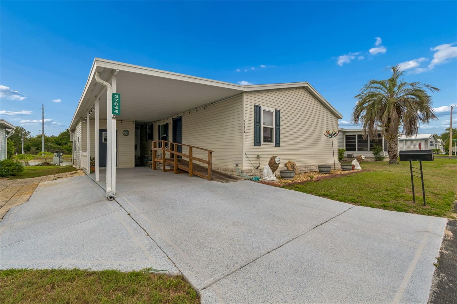 37644 PINATA AVE - Photo 1
