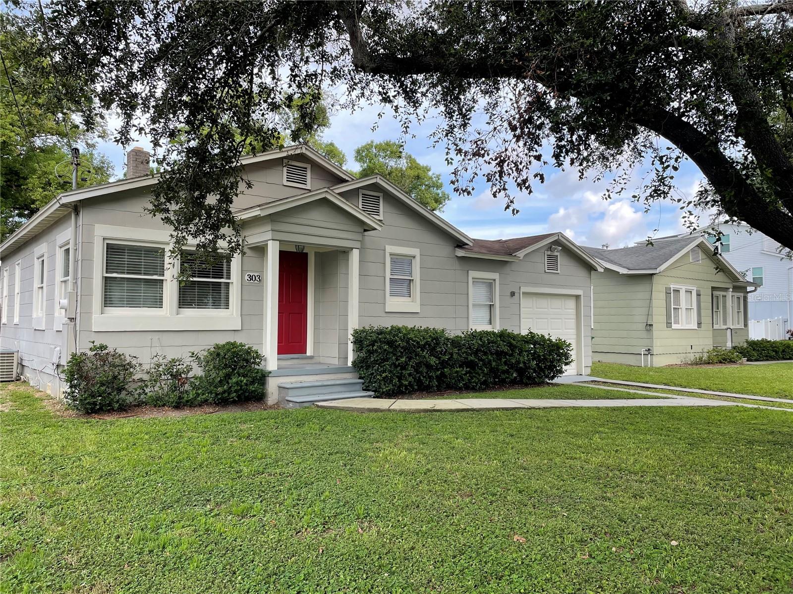 303 S AUDUBON AVE - Photo 1