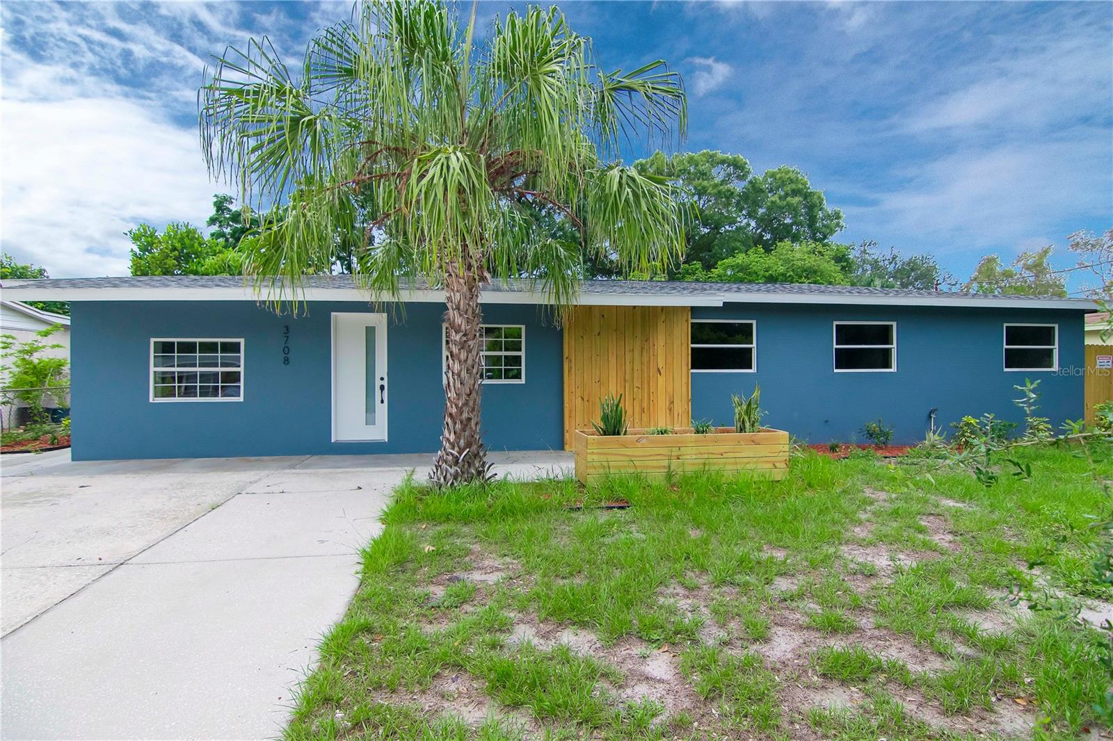 3708 W TYSON AVE - Photo 1