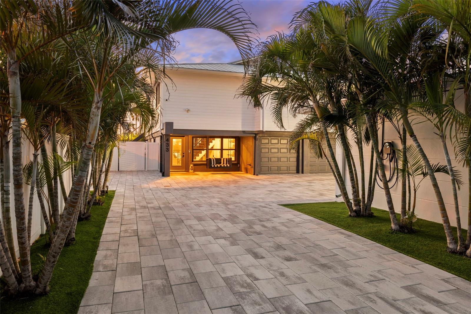 439 CAUSEWAY BLVD - Photo 1