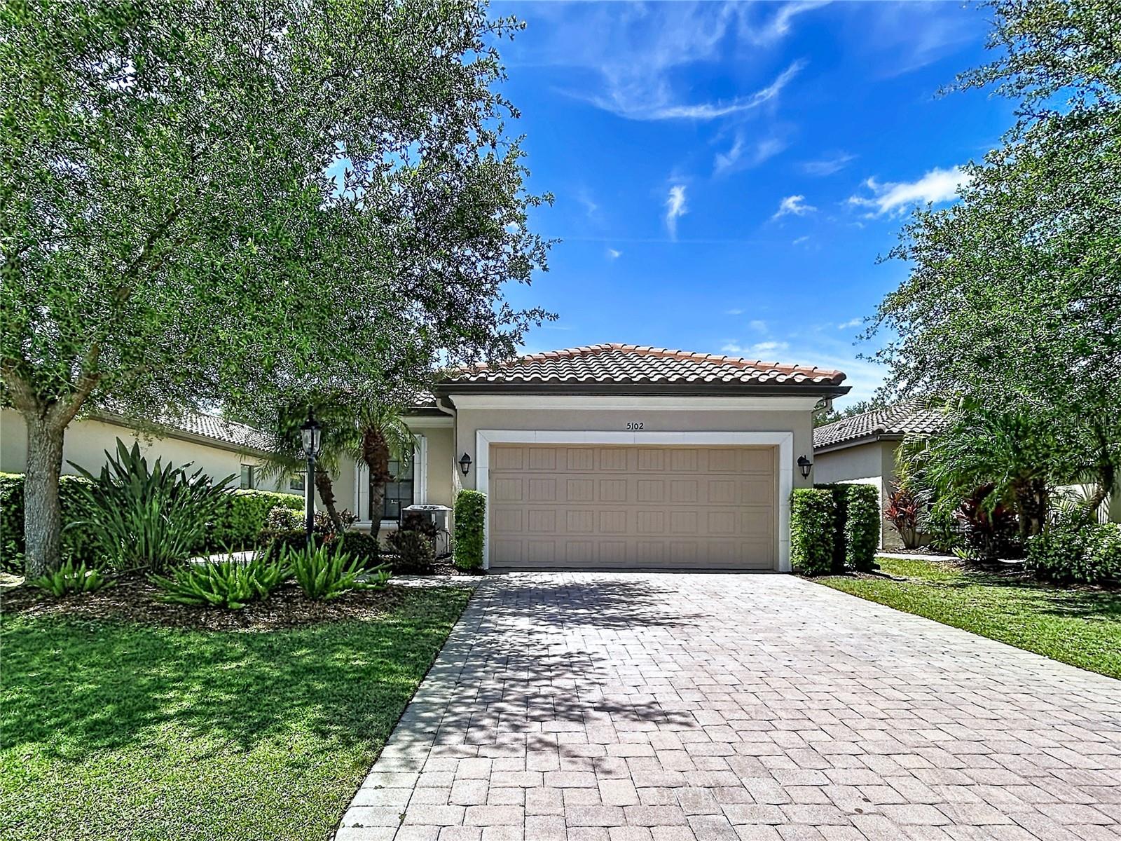 5102 SAVONA RUN - Photo 1