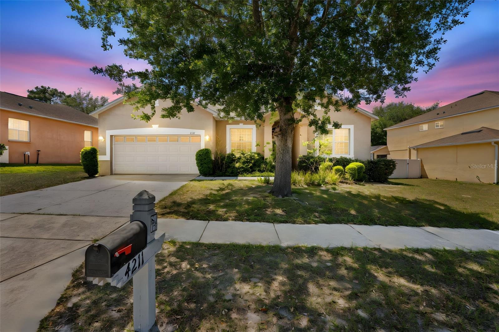 4211 BLAKEMORE PL - Photo 1