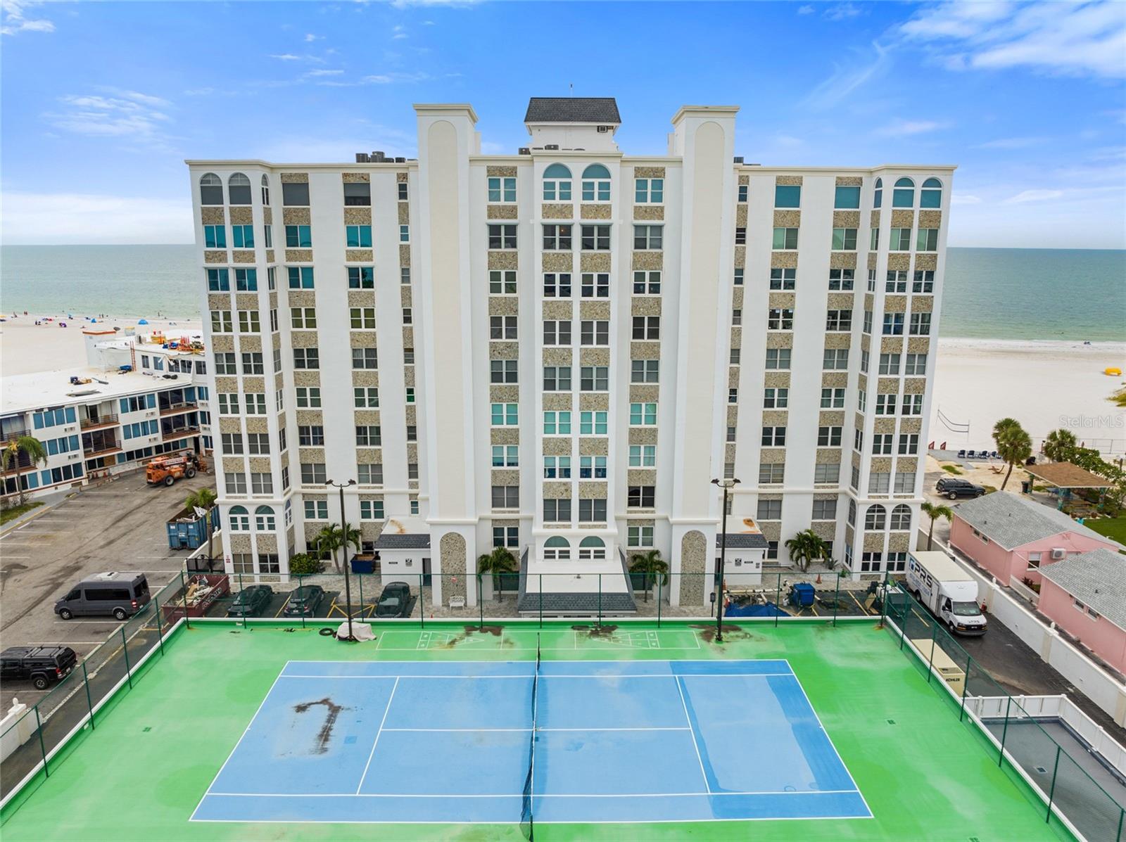 4950 GULF BLVD #605 - Photo 1