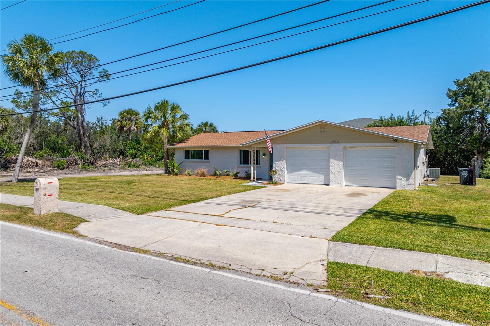 5041 BAY BLVD - Photo 1