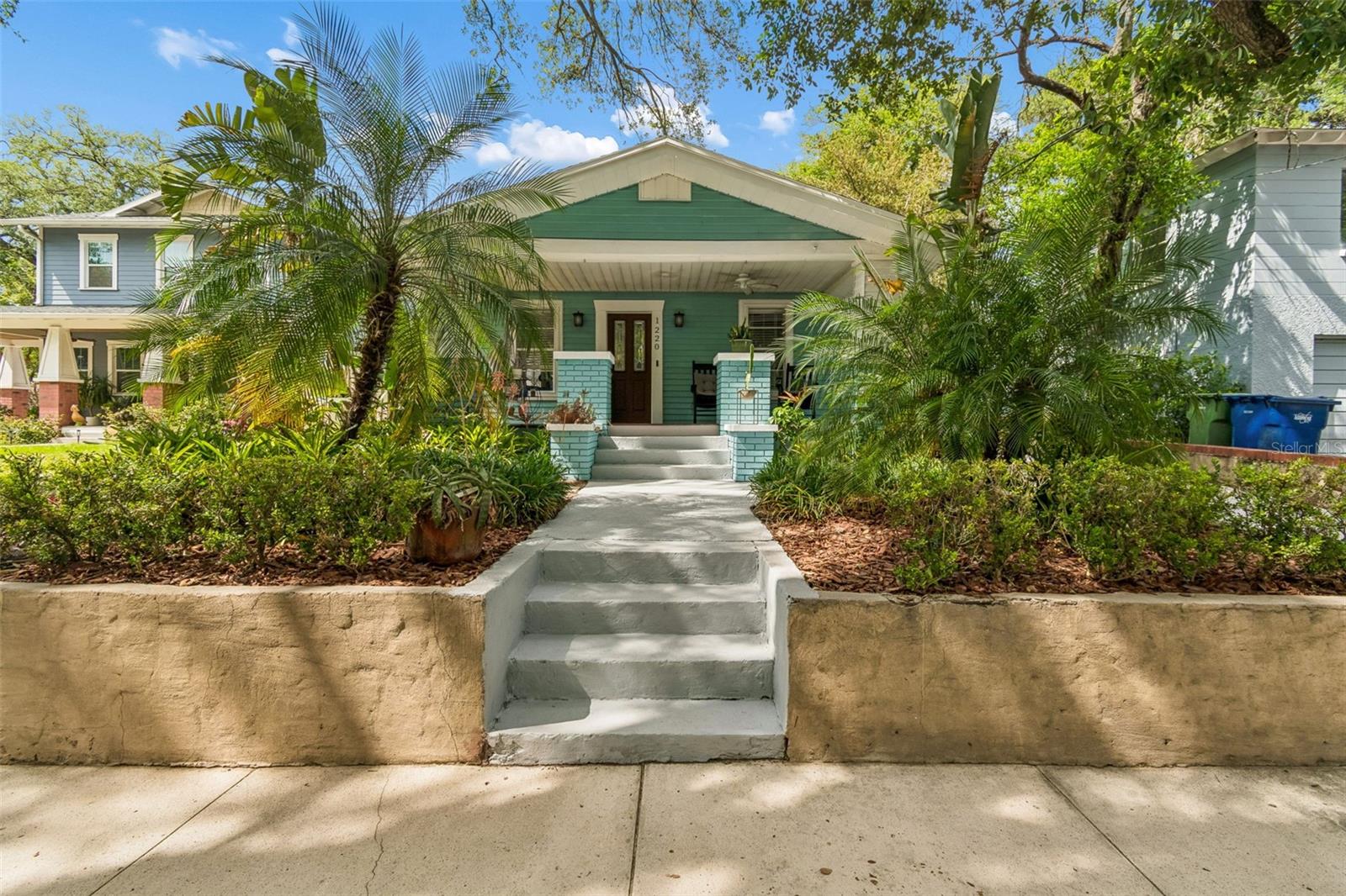 1220 E EMMA ST - Photo 1