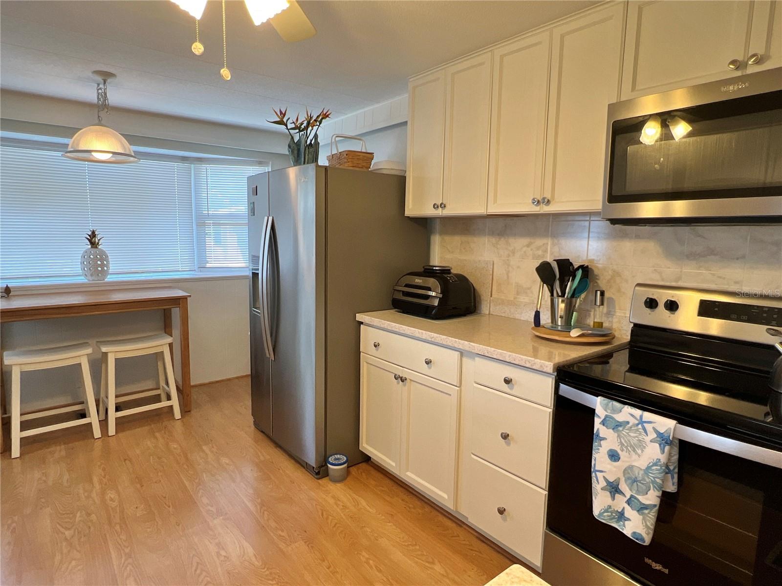 614 MOUNT KEY AVE NE #631 - Photo 1