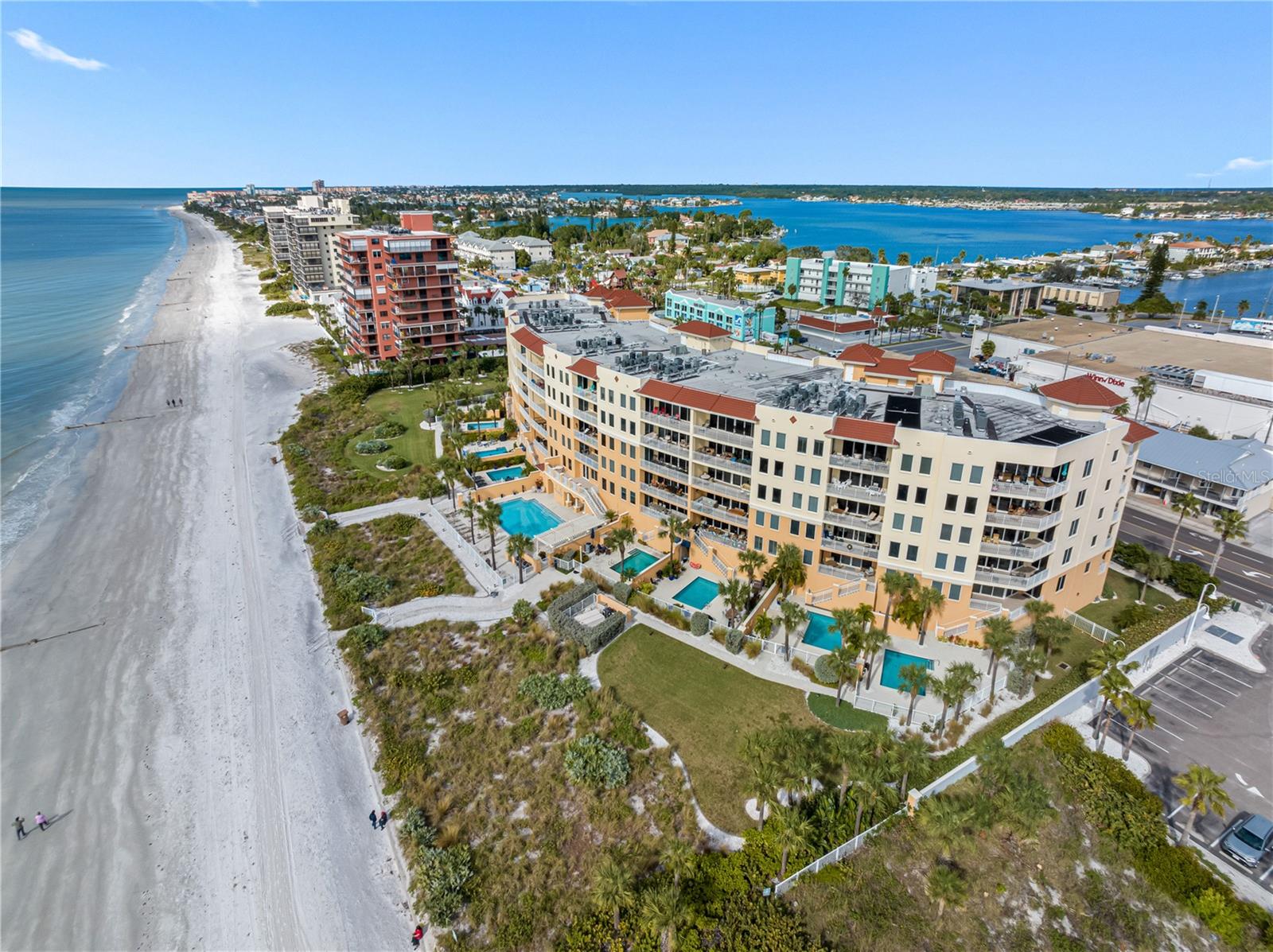 15208 GULF BLVD #601 - Photo 1