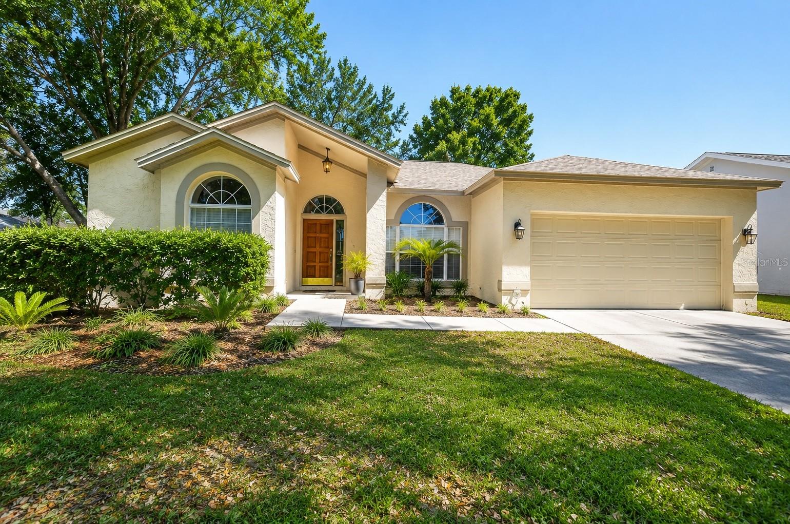 9302 HERITAGE OAK CT - Photo 1