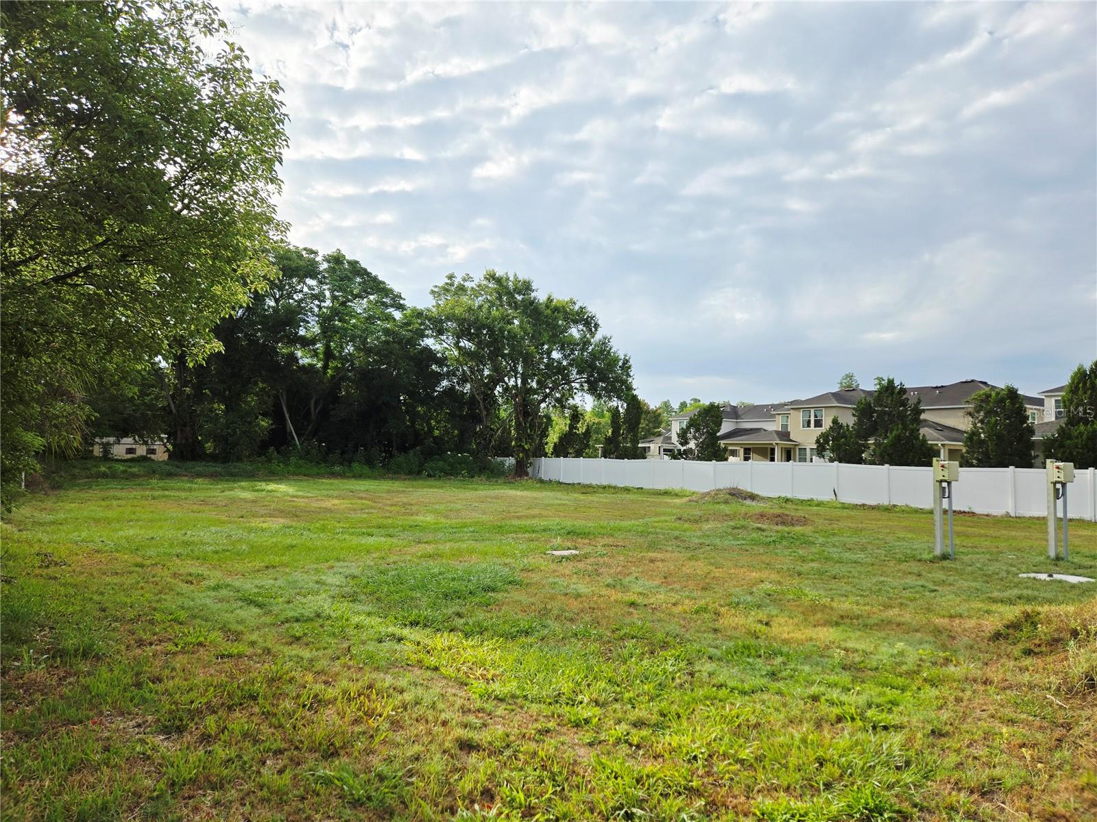 14701 DEL VALLE RD - Photo 1