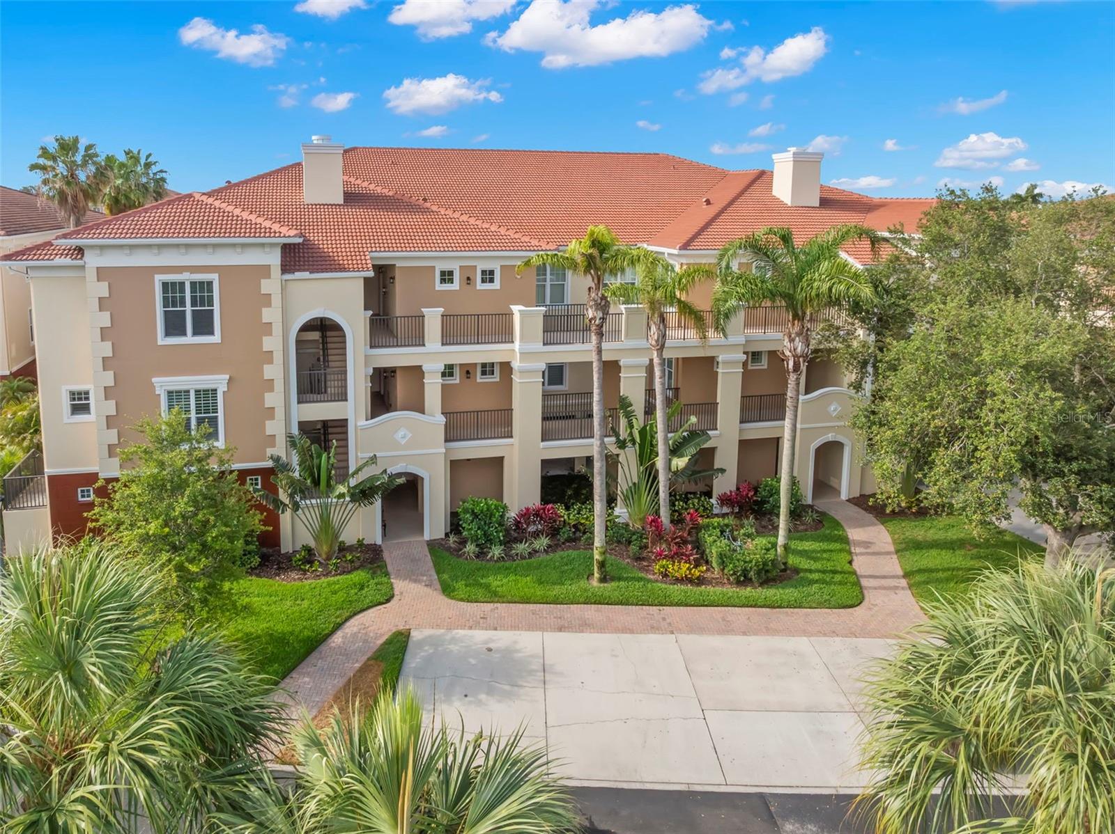 6 ACADEMY WAY S #221 - Photo 1
