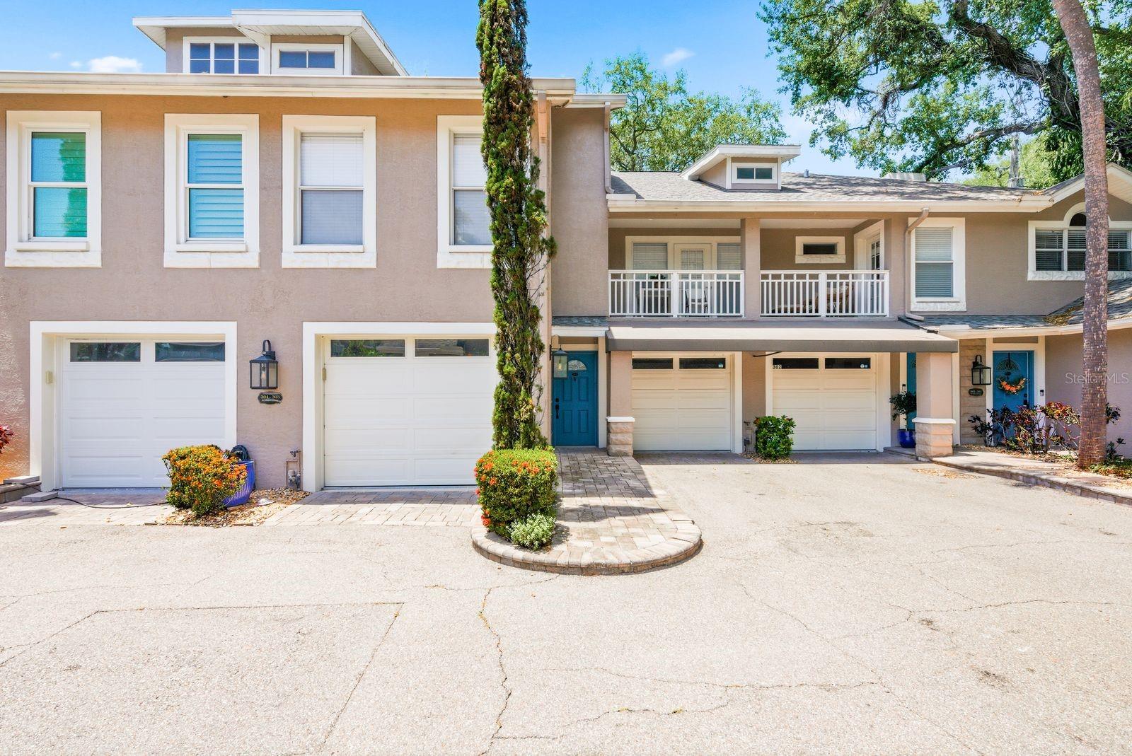 4811 BAYSHORE BLVD #303 - Photo 1
