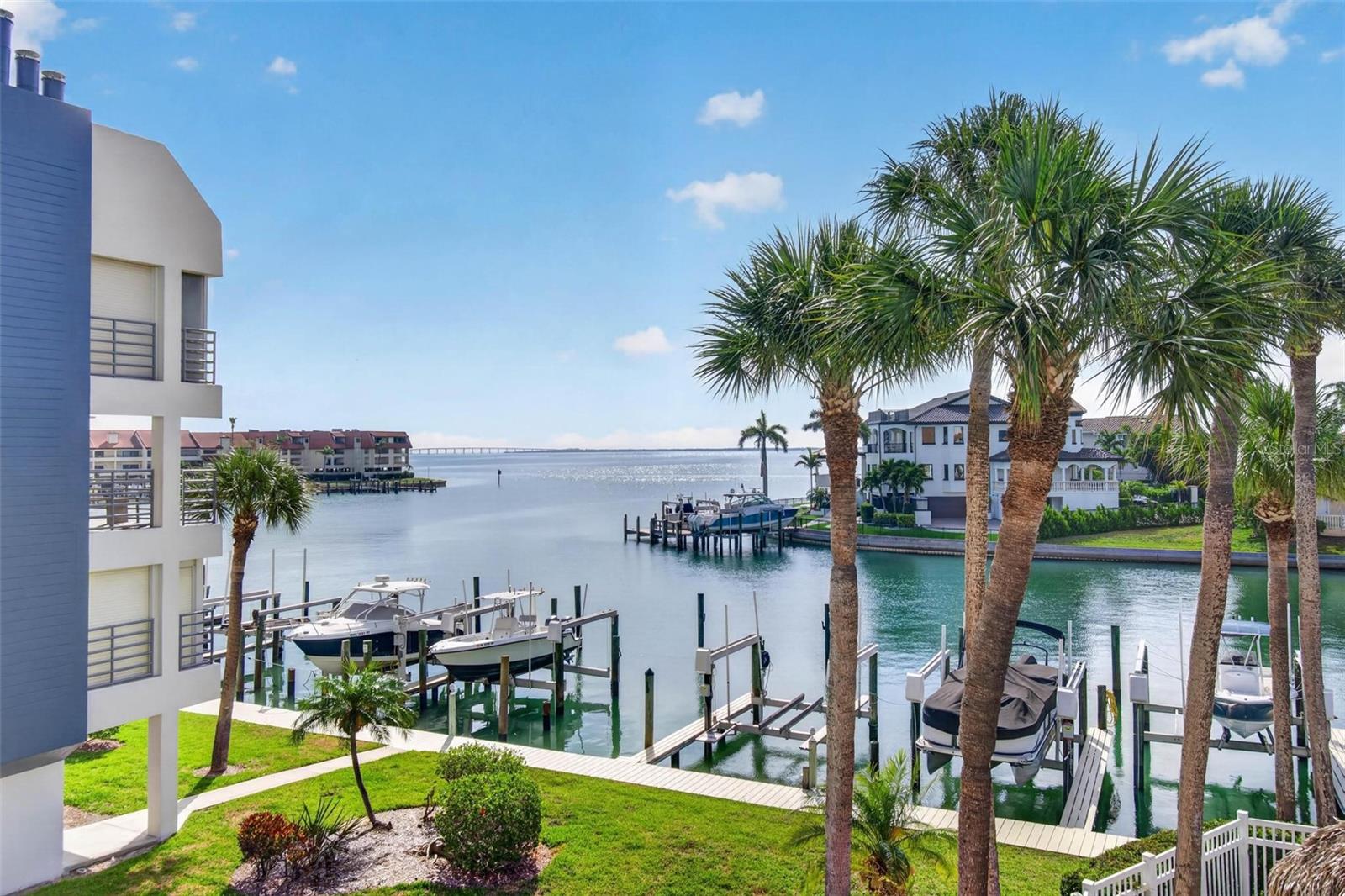 363 PINELLAS BAYWAY S #42 - Photo 1