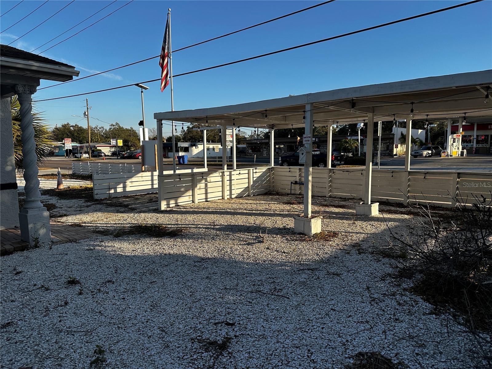 5145 GULFPORT BLVD S - Photo 1