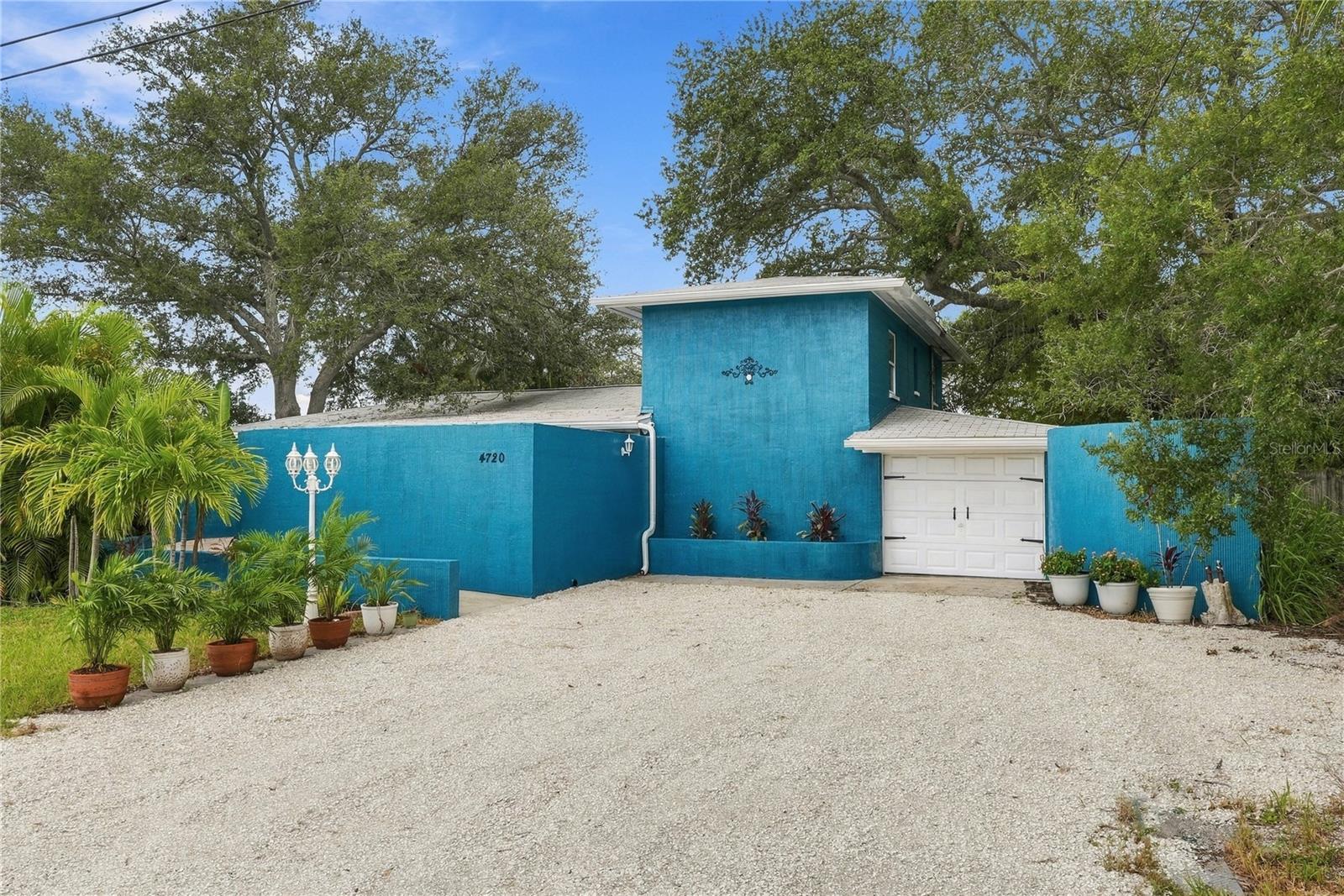 4720 WELCH CSWY - Photo 1