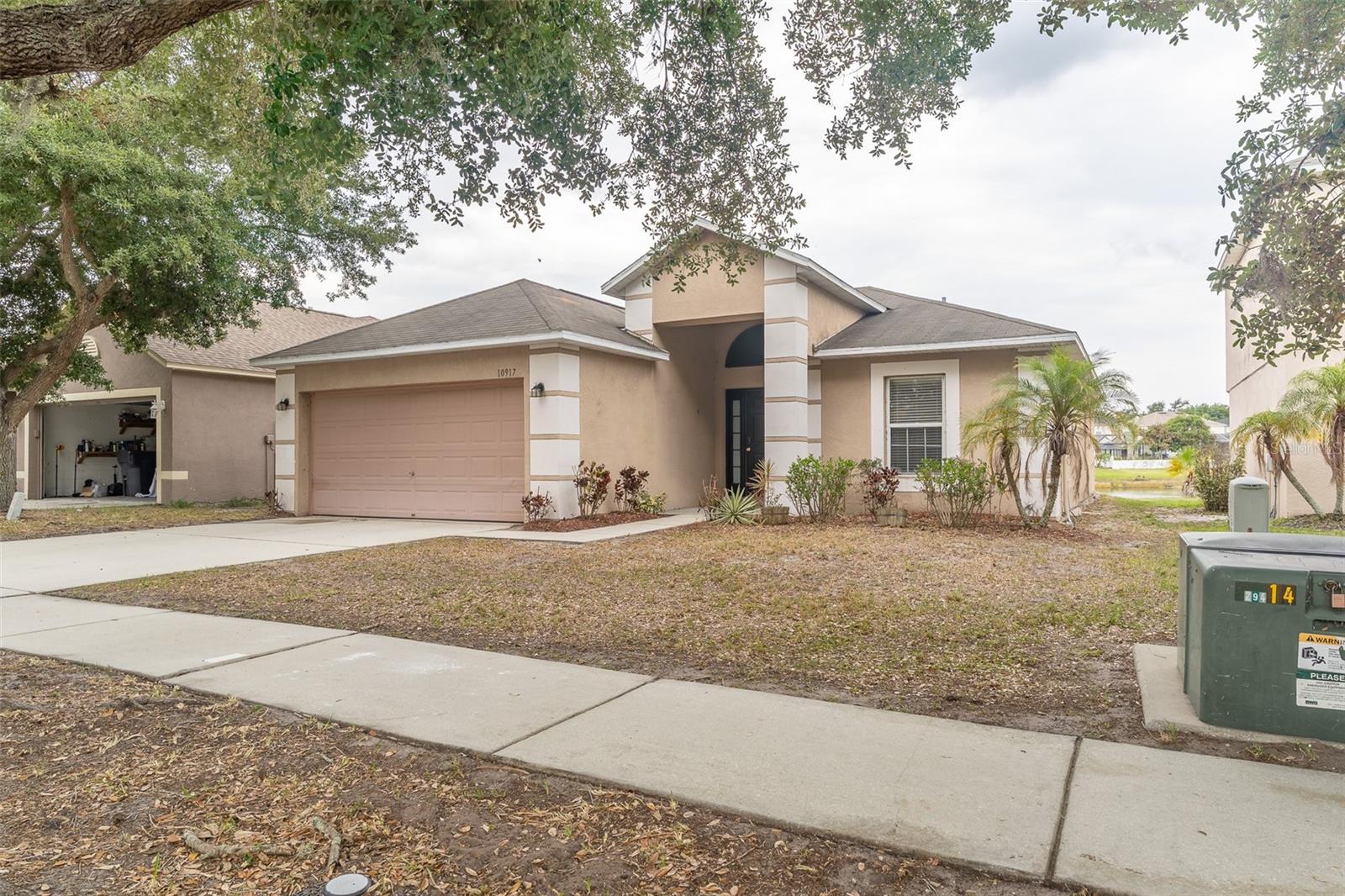 10917 BANYAN WOOD WAY - Photo 1