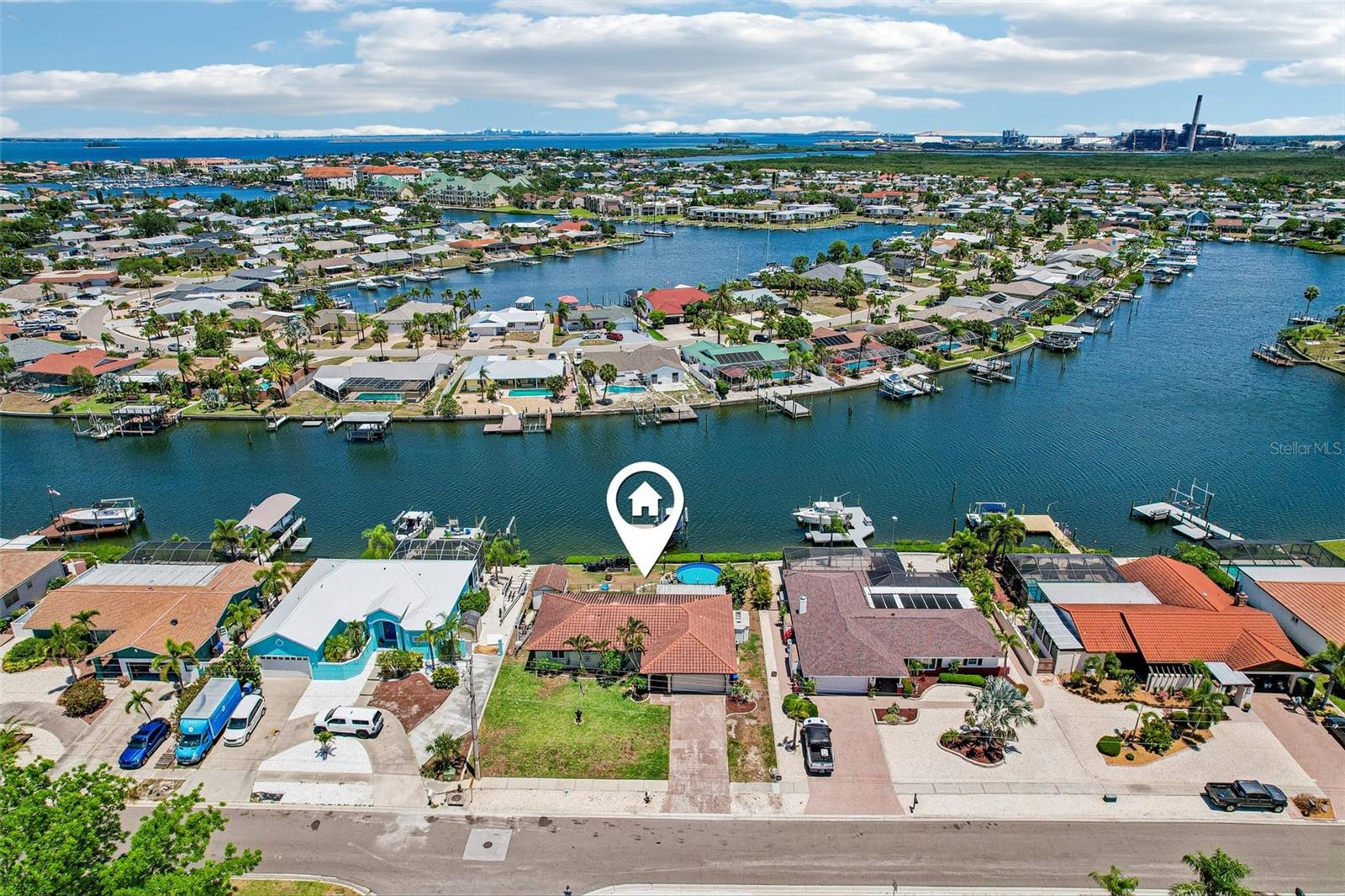 801 FLAMINGO DR - Photo 1