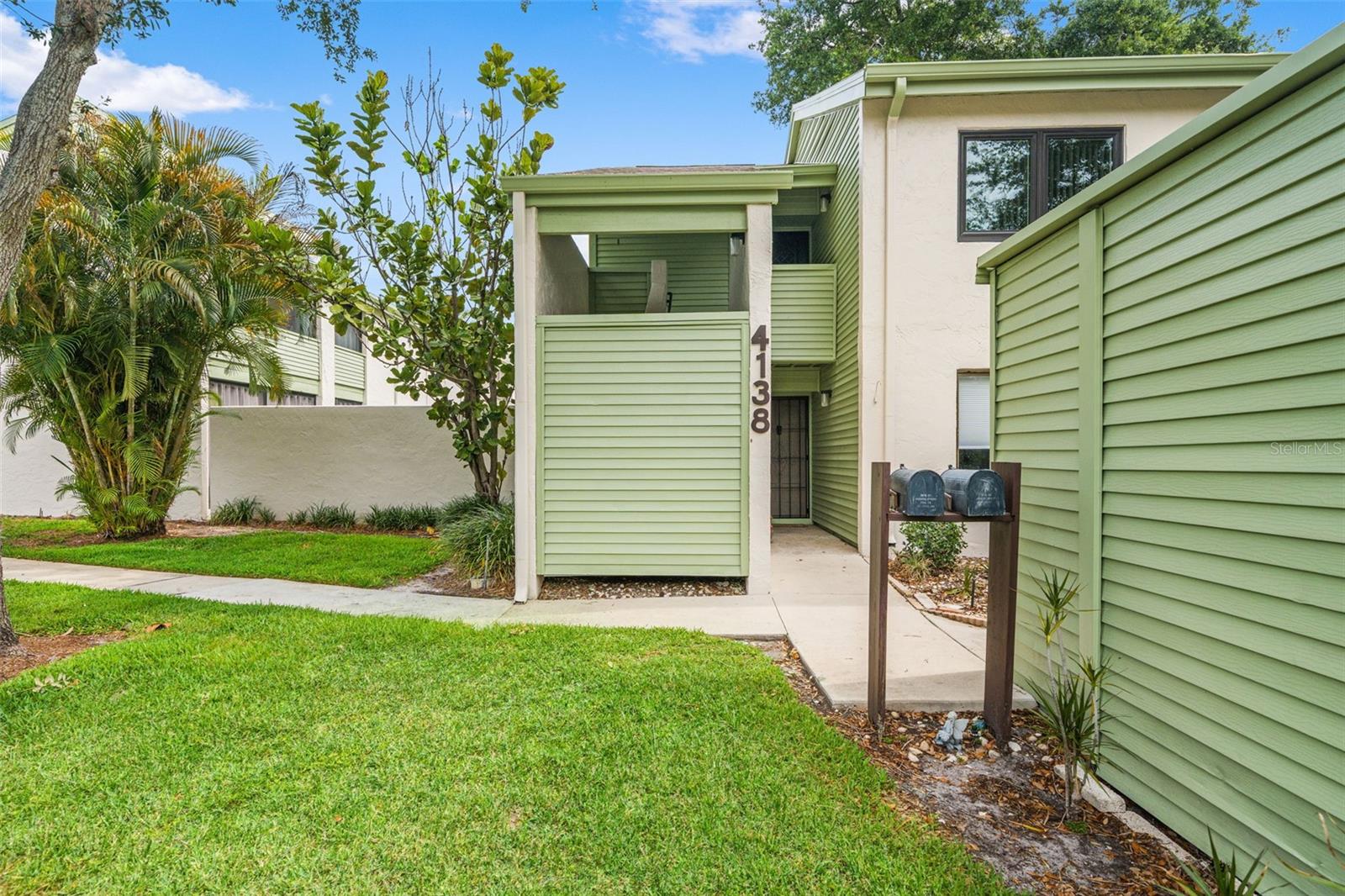 4138 PINELAKE LN #201 - Photo 1