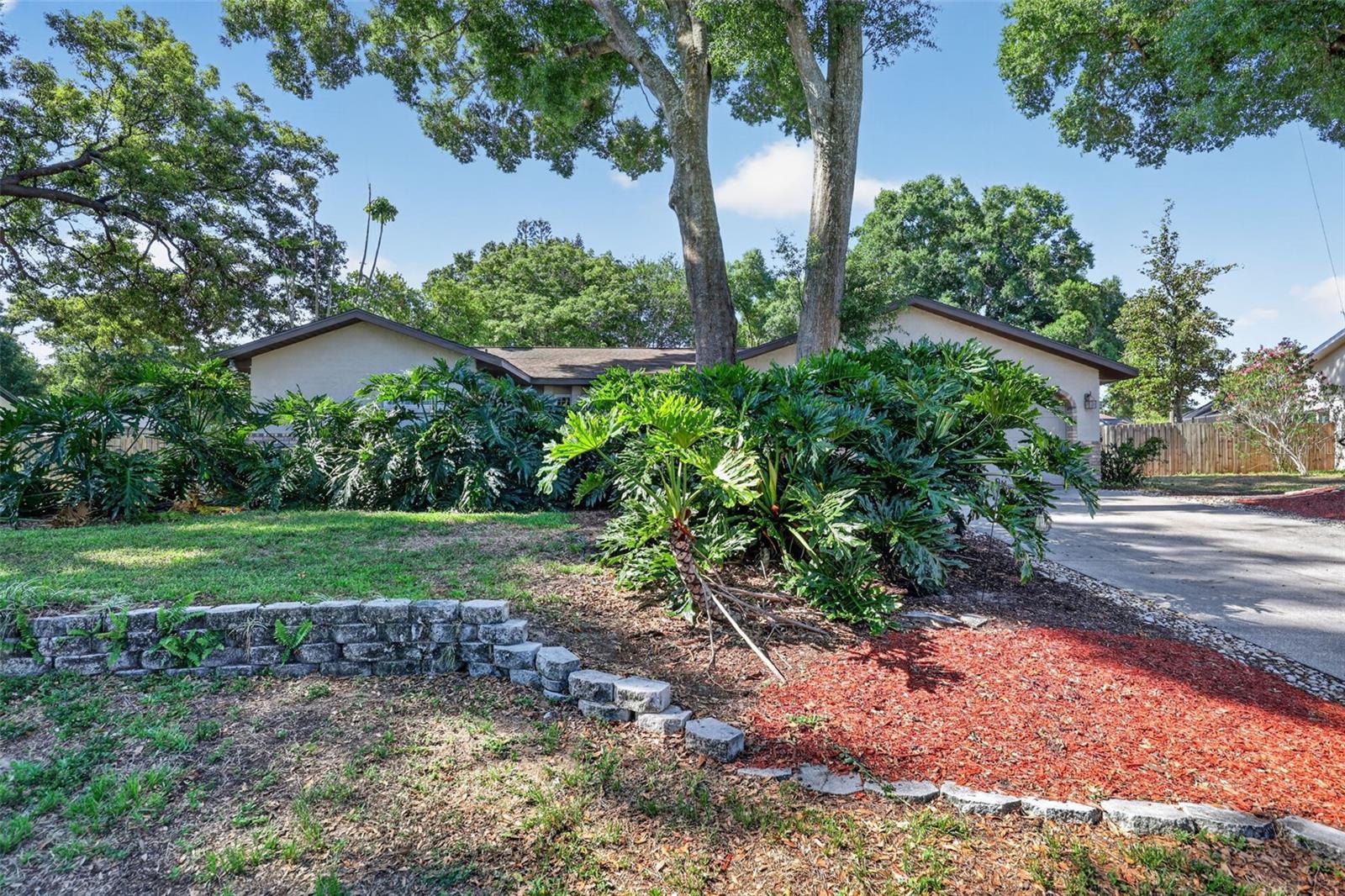 2713 WILLOW OAKS DR - Photo 1