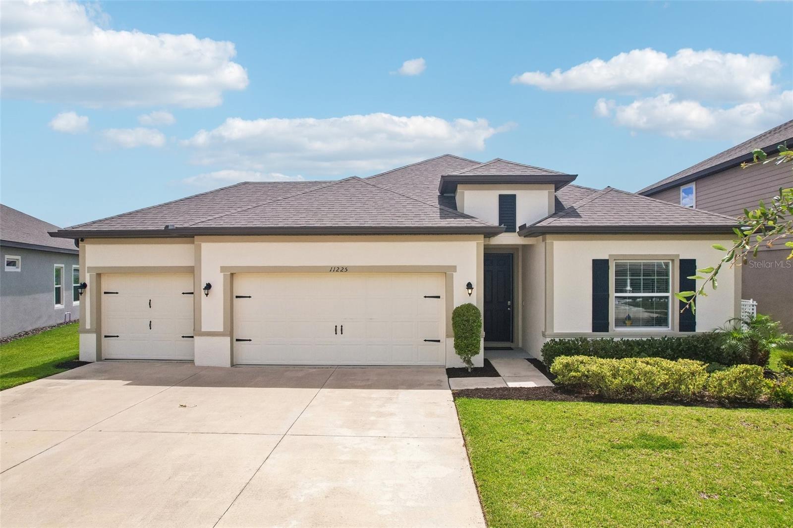 11225 JUNE BRIAR LOOP - Photo 1