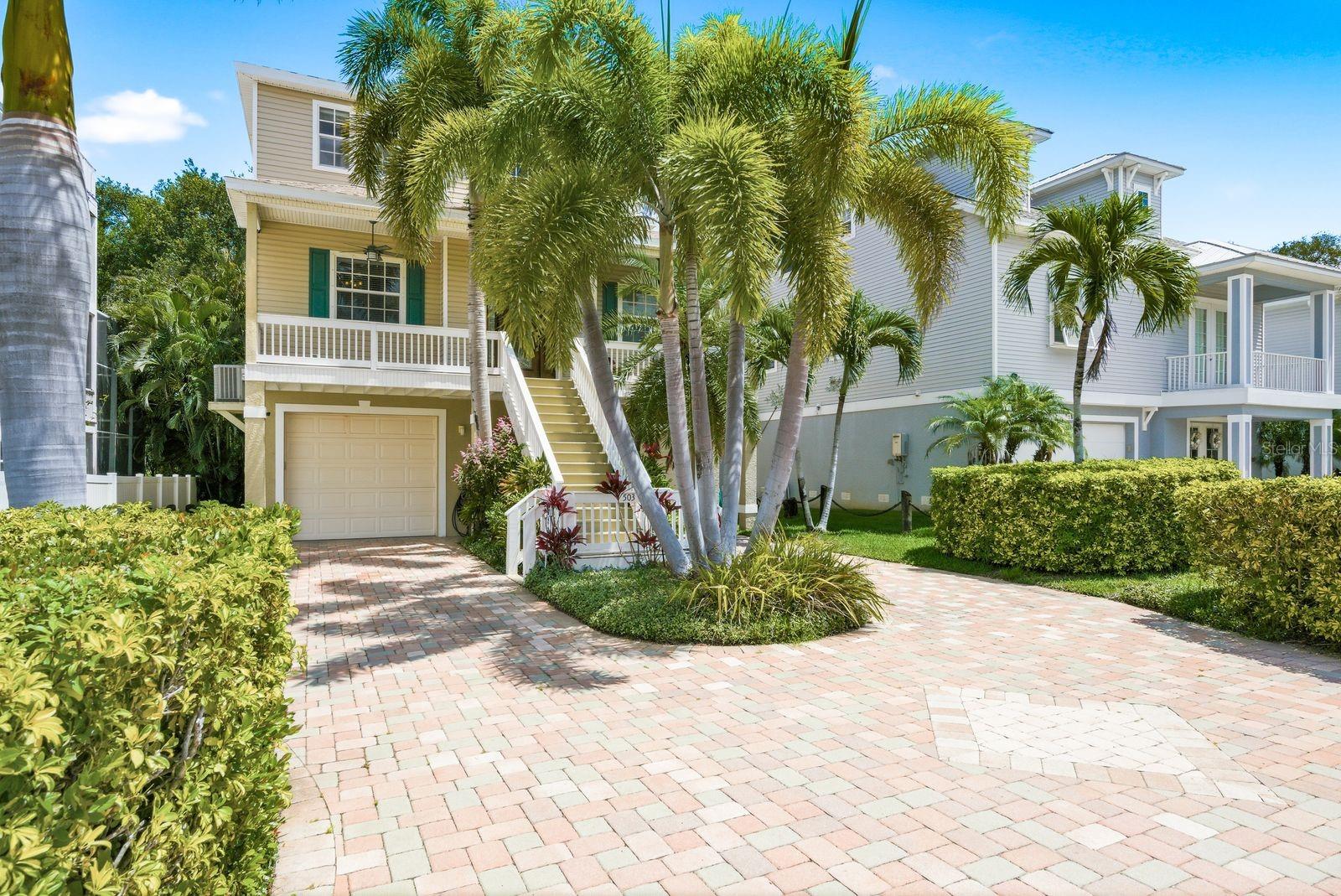 503 PALM AVE - Photo 1