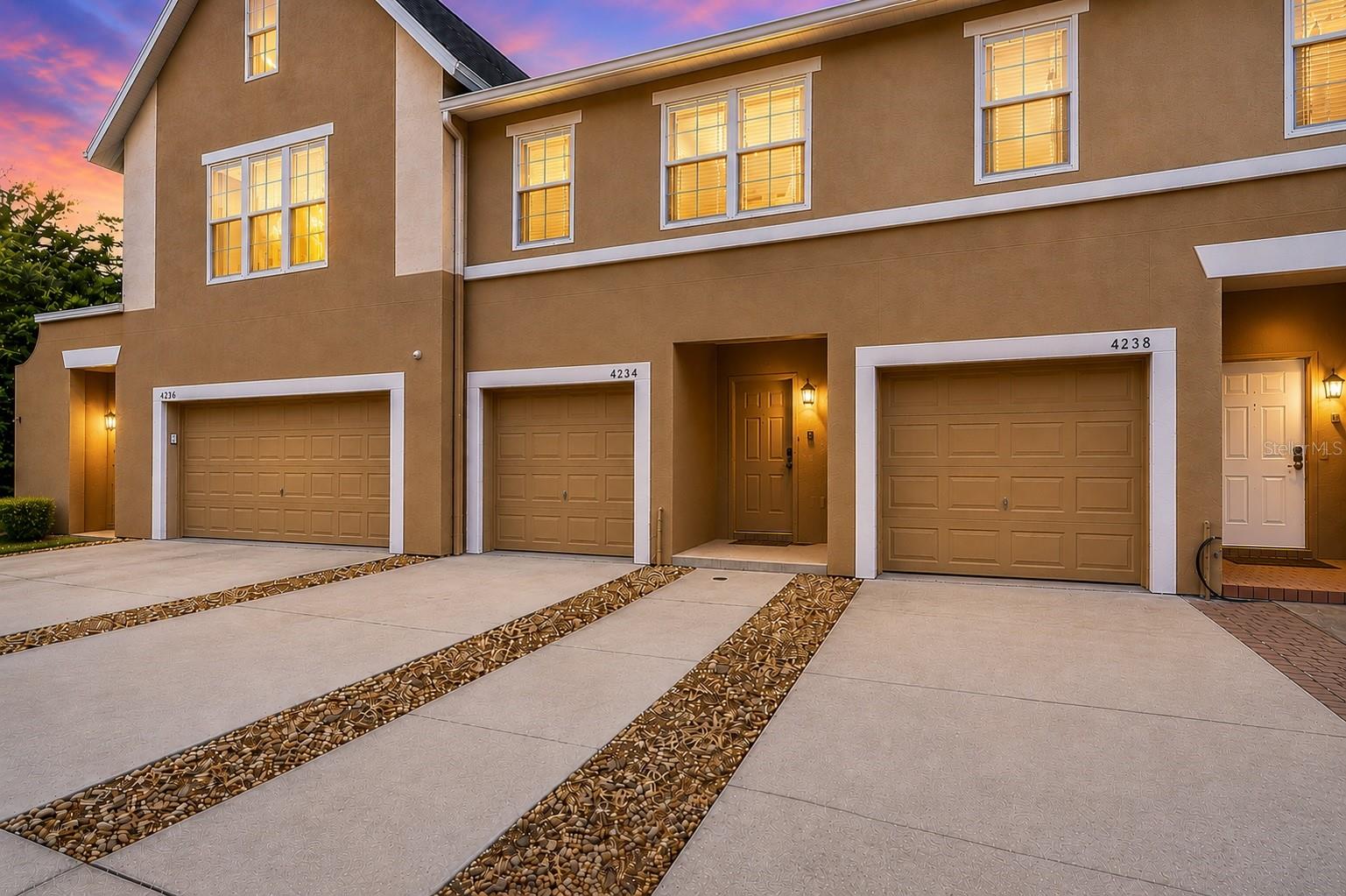 4234 TYLER CIR N ##102B - Photo 1