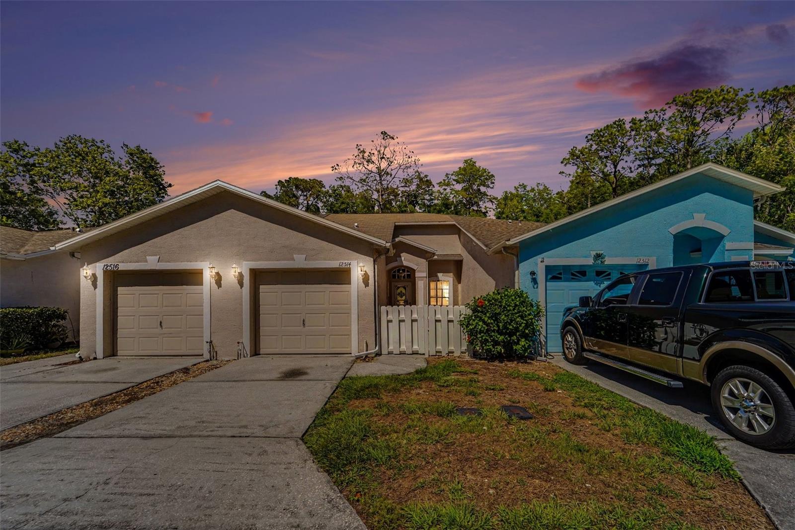 12514 HOLLYBROOK LN - Photo 1