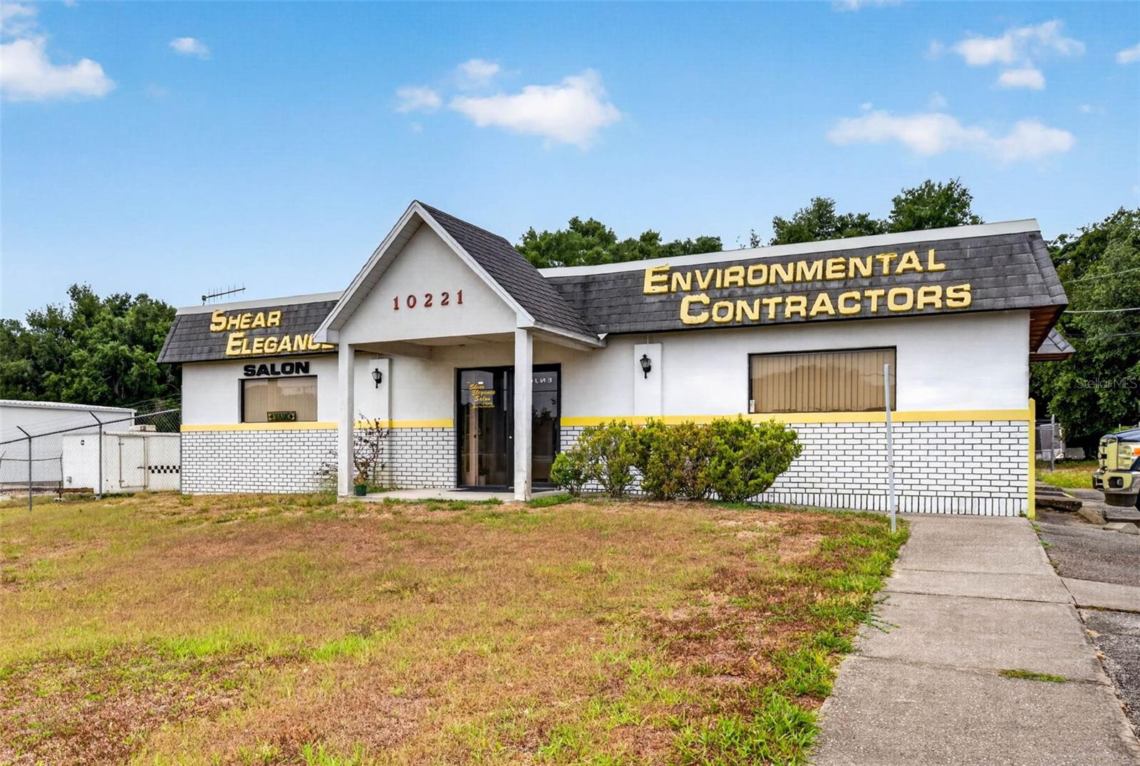 10221 US HIGHWAY 301 - Photo 1