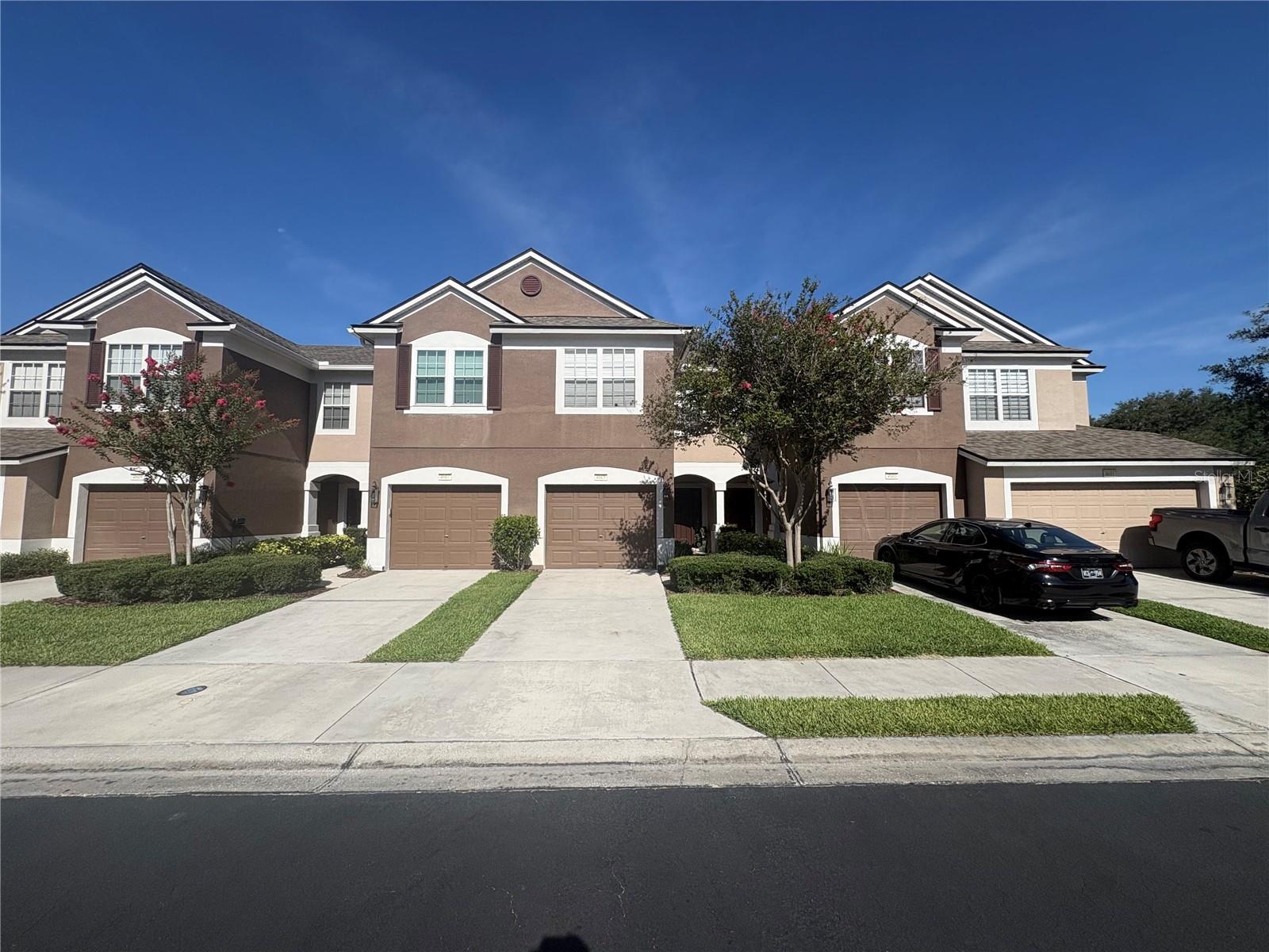 4605 BARNSTEAD DR - Photo 1