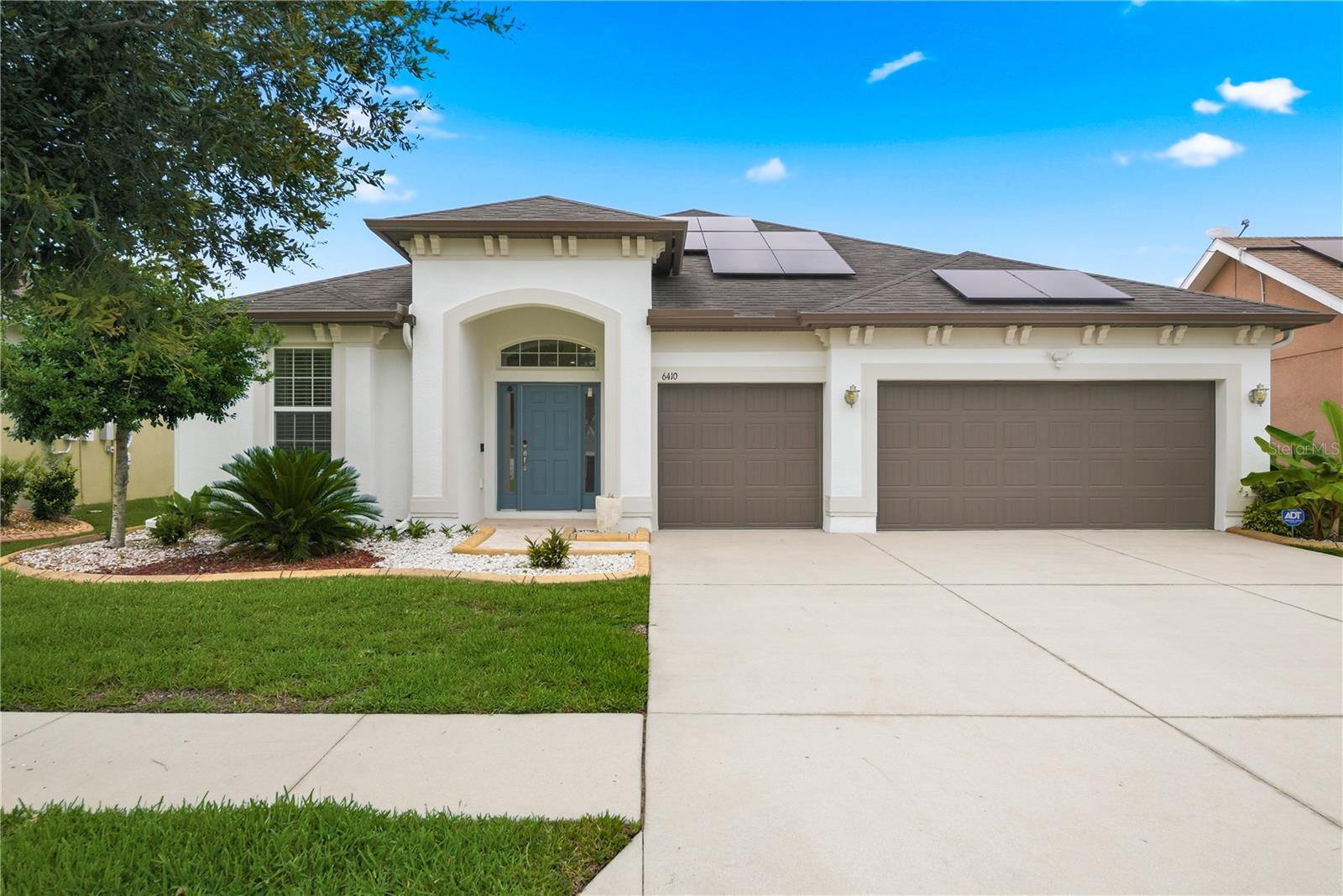 6410 FALLING OAK TRL - Photo 1