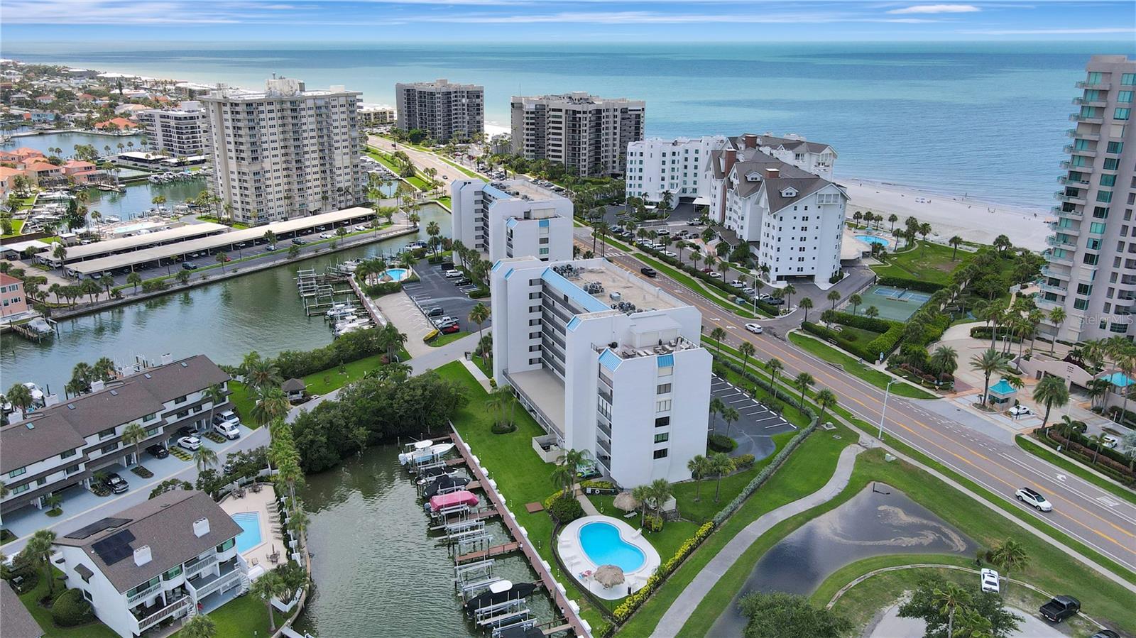 1581 GULF BLVD #302N - Photo 1