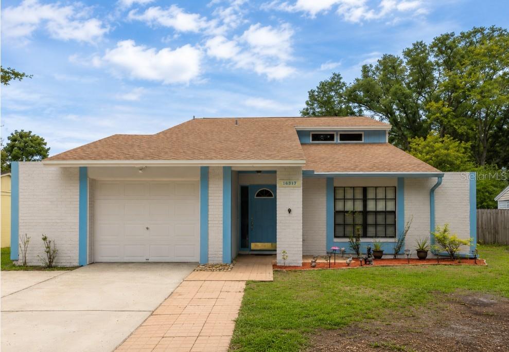 16317 CALIENTE PL - Photo 1
