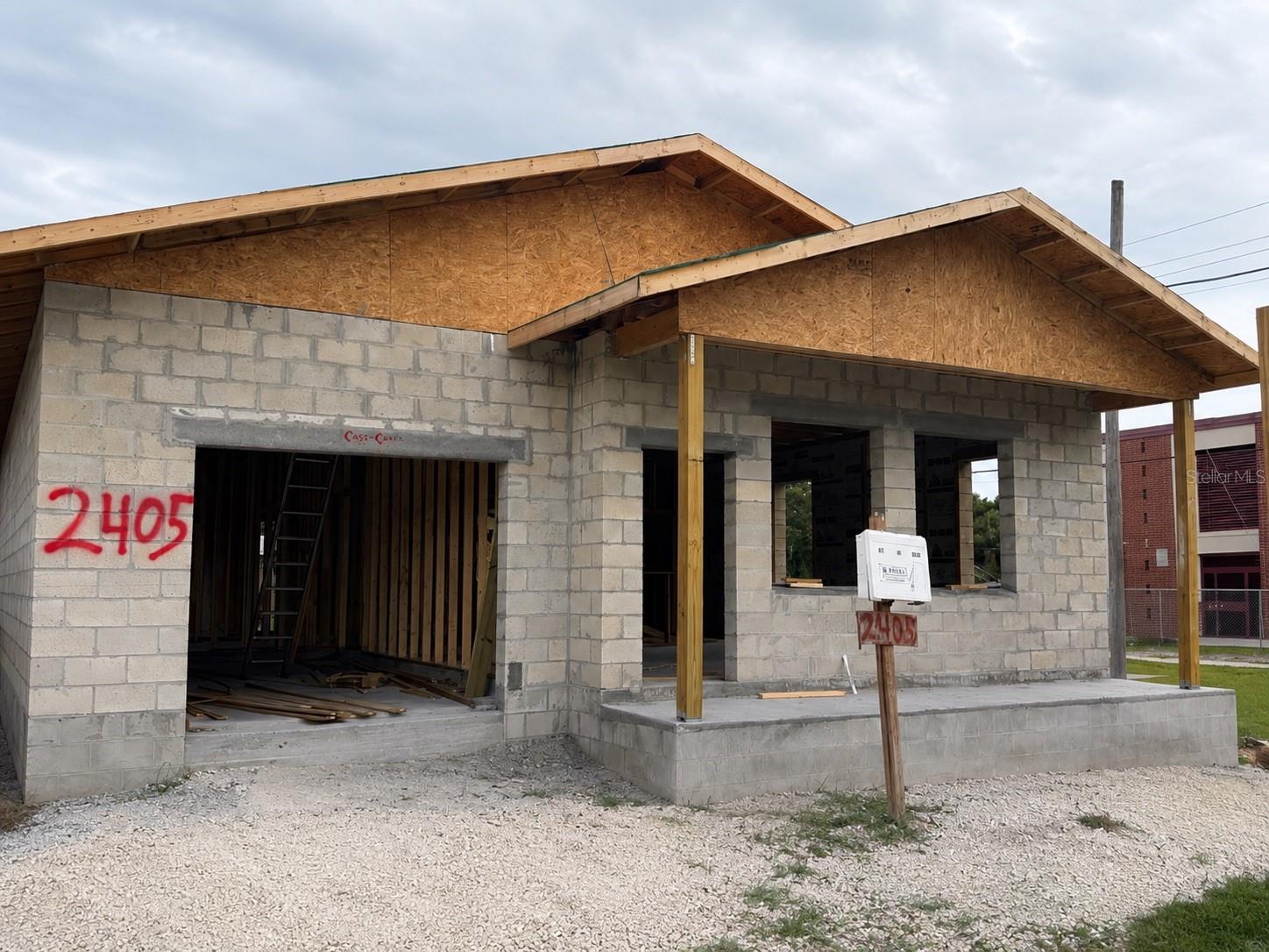 2405 E 38TH AVE - Photo 1