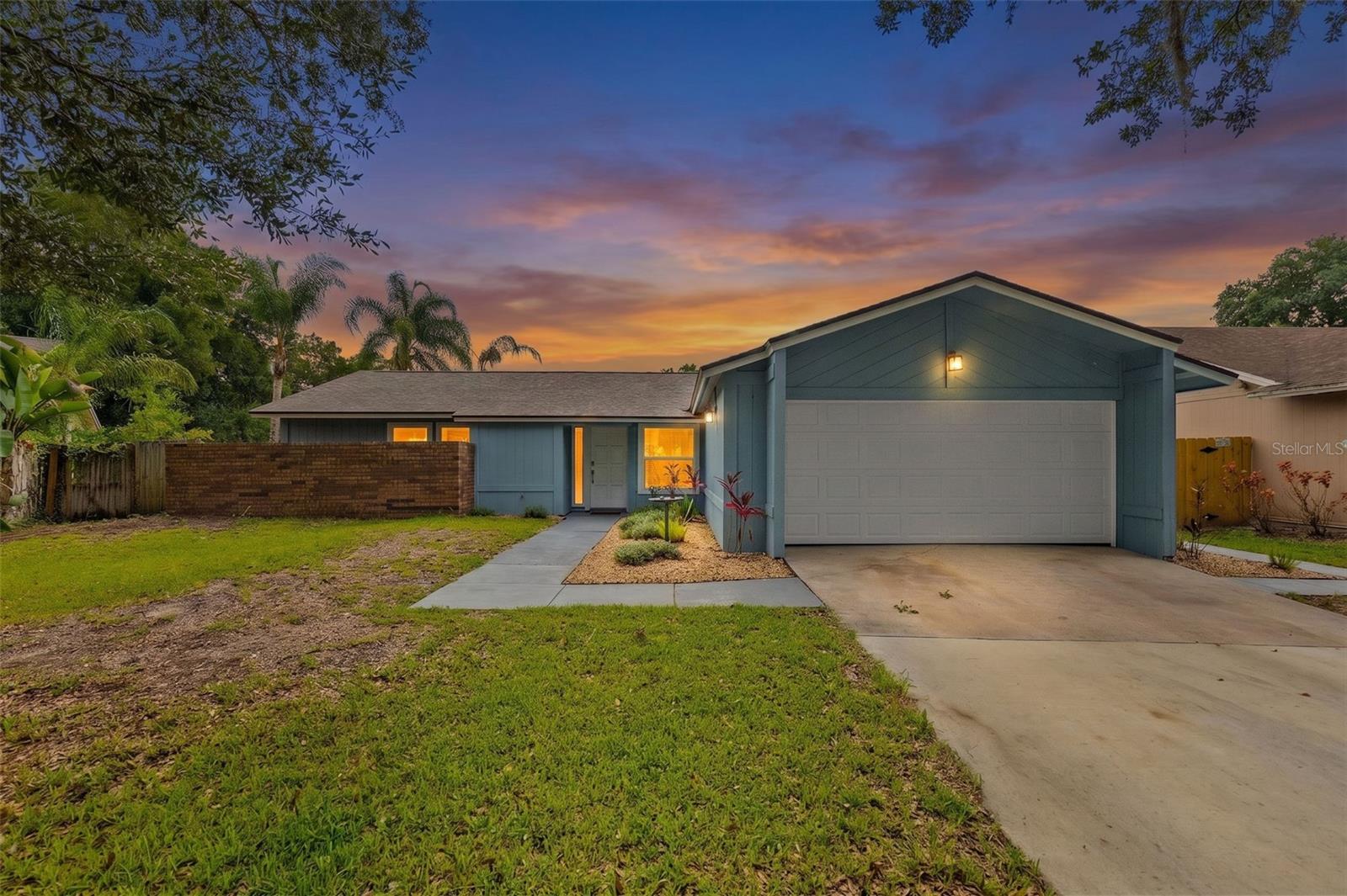 15917 COUNTRY FARM PL - Photo 1