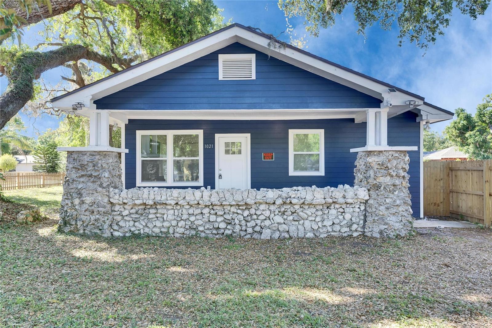 1021 E 25TH AVE - Photo 1
