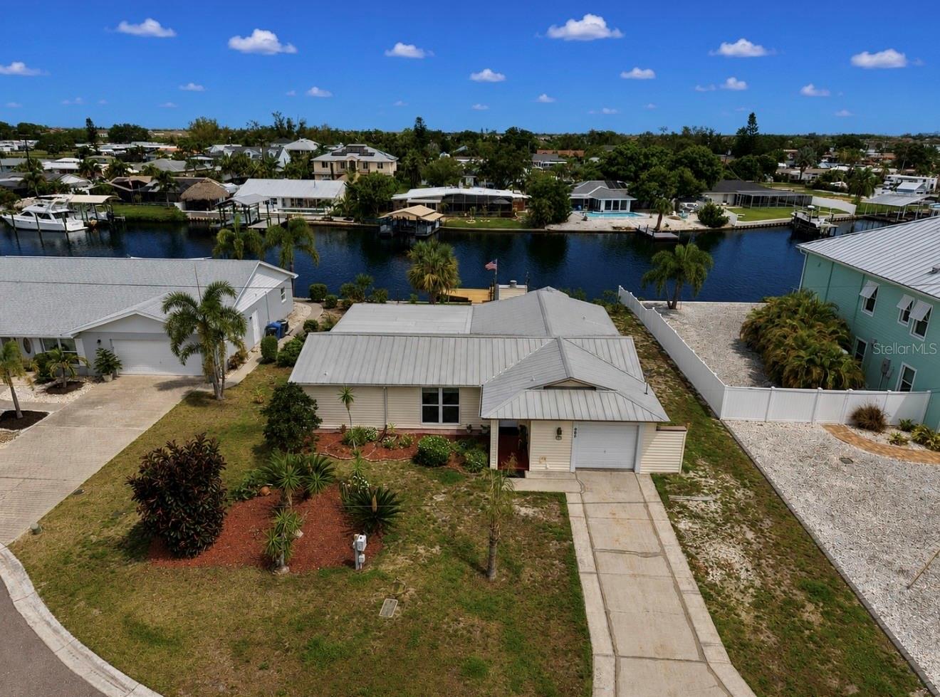 803 LEISEY CIR - Photo 1