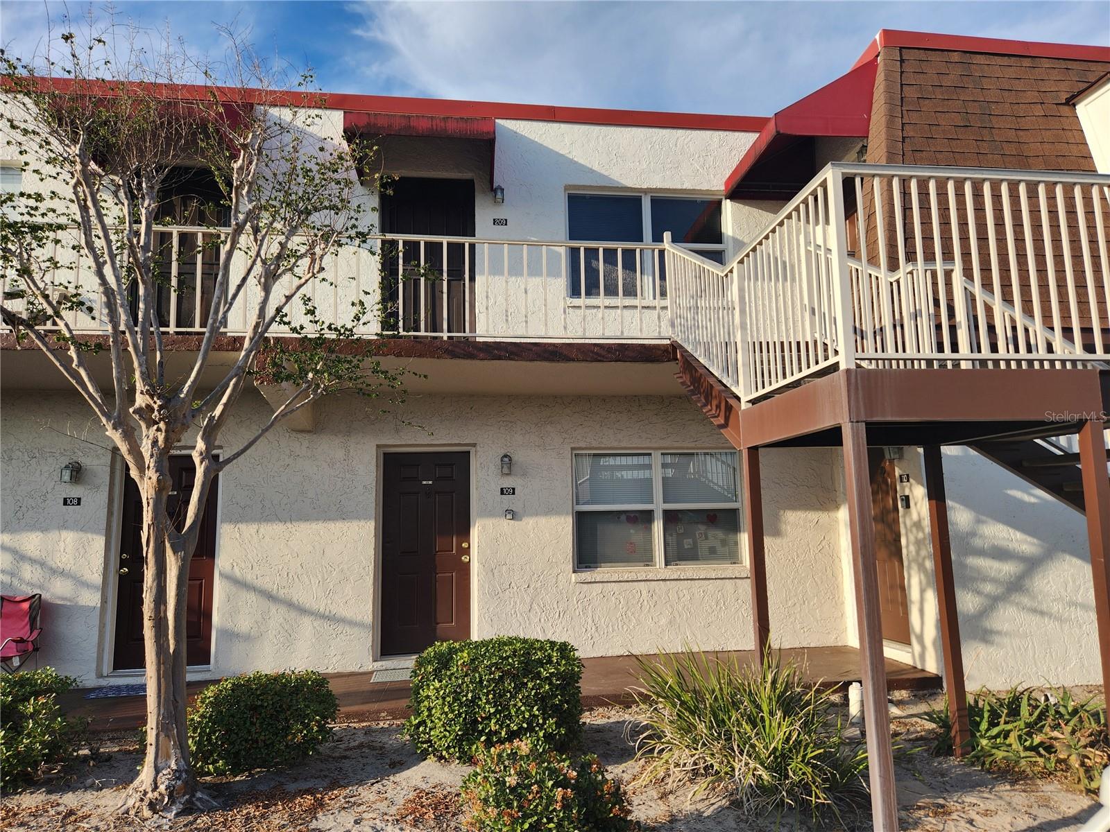 9101 W HILLSBOROUGH AVE #I209 - Photo 1