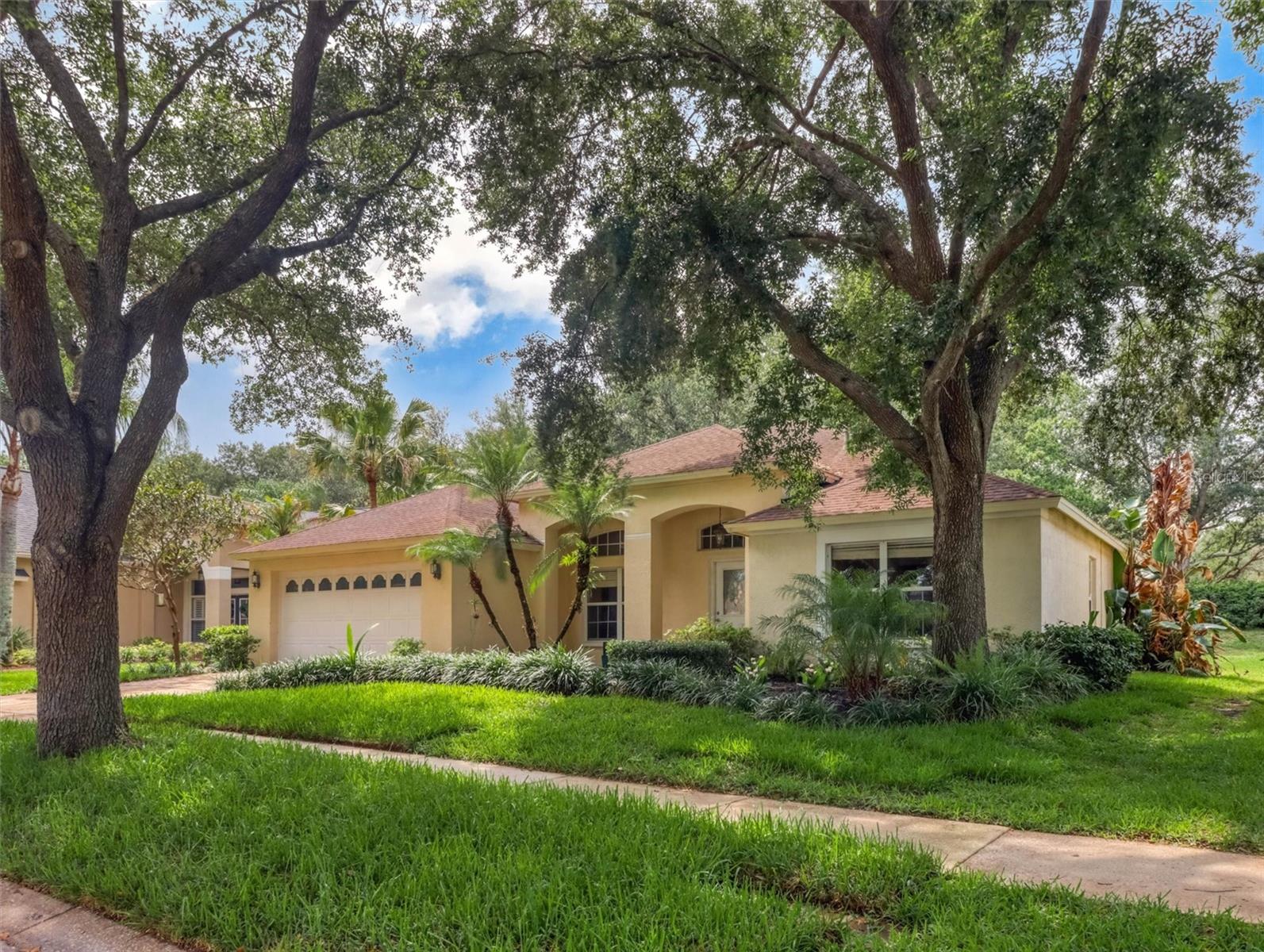 10110 WHISPER POINTE DR - Photo 1