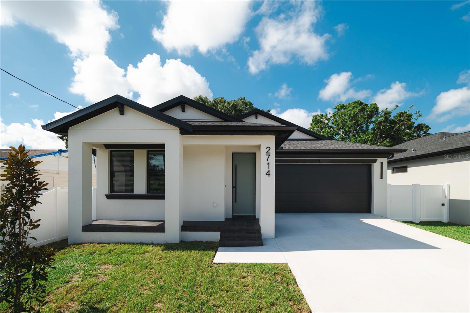 2714 W TAMPA BAY BLVD - Photo 1