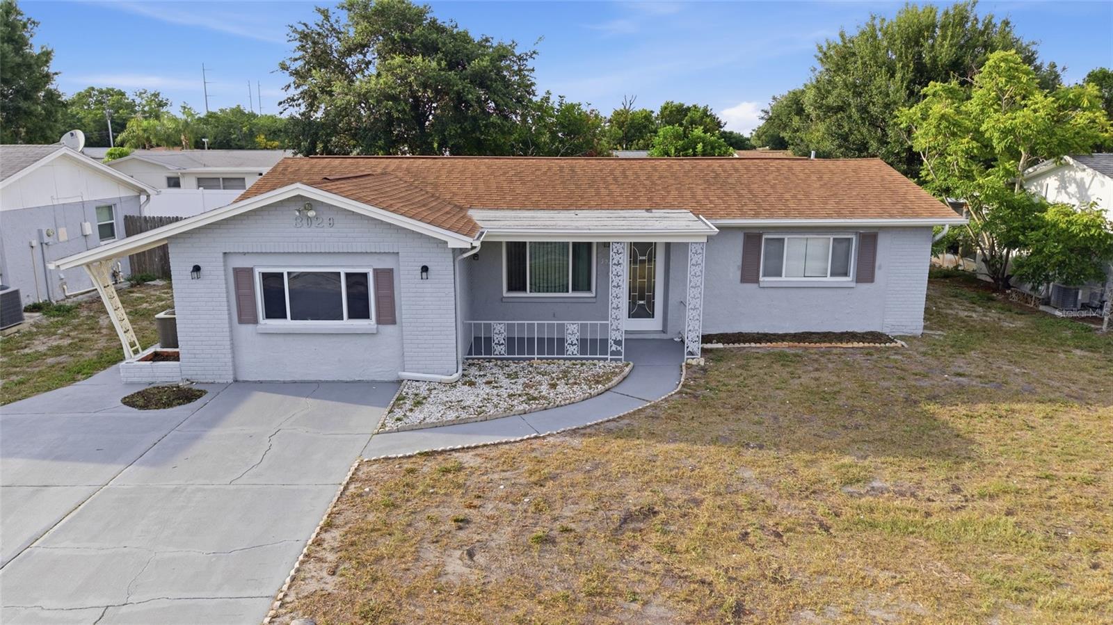 3029 HUNTINGTON RD - Photo 1