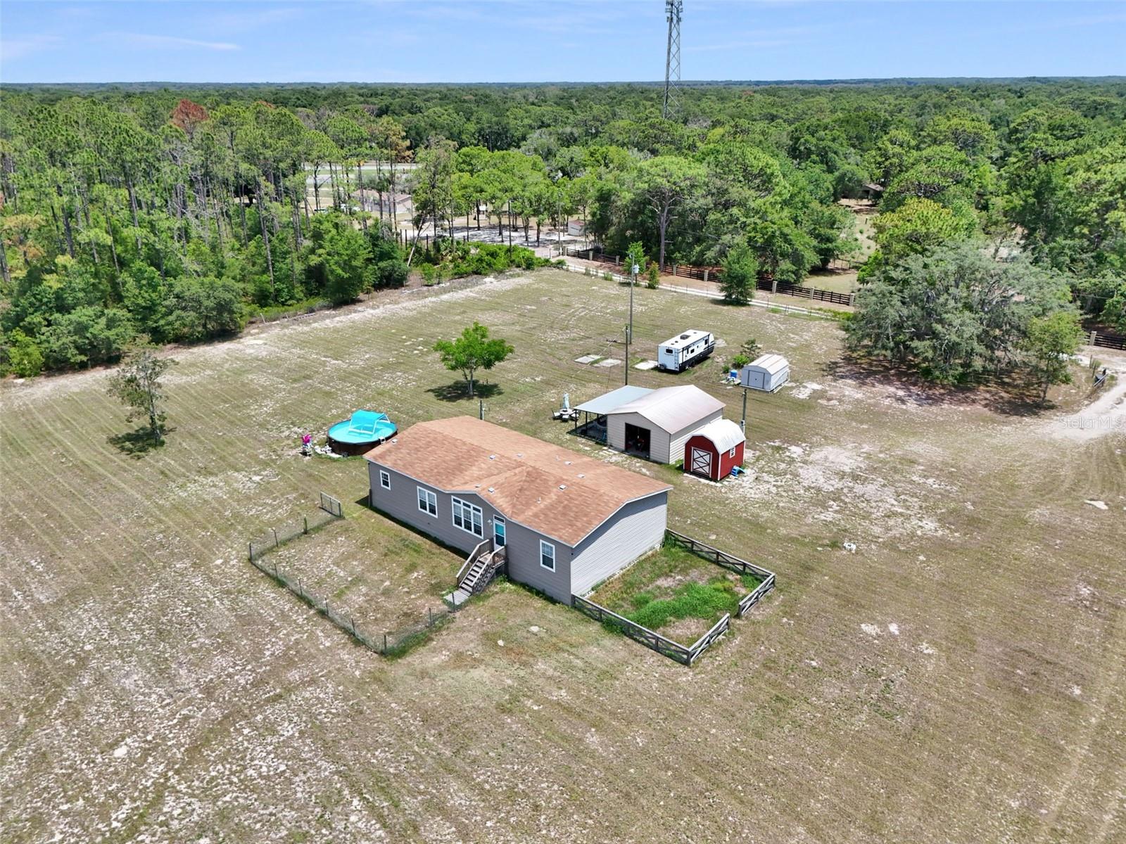 16947 AUBURNDALE LN - Photo 1