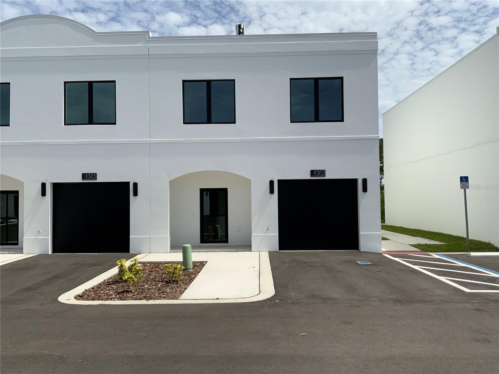 4363 CAMBIO GARDENS CT - Photo 1