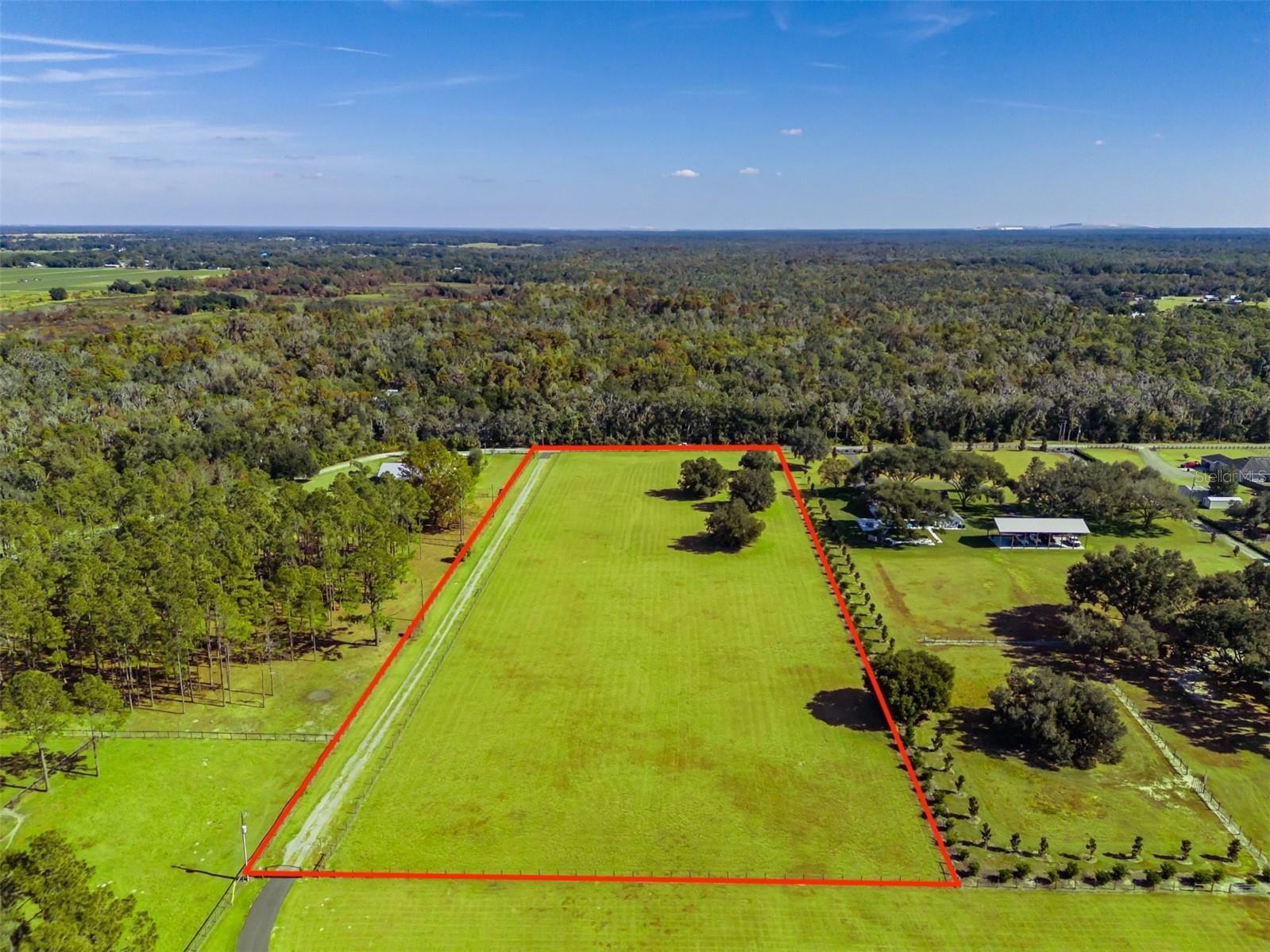 3527 POWERLINE RD - Photo 1