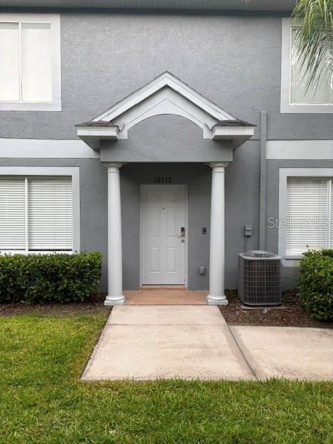 18157 PARADISE POINT DR - Photo 1