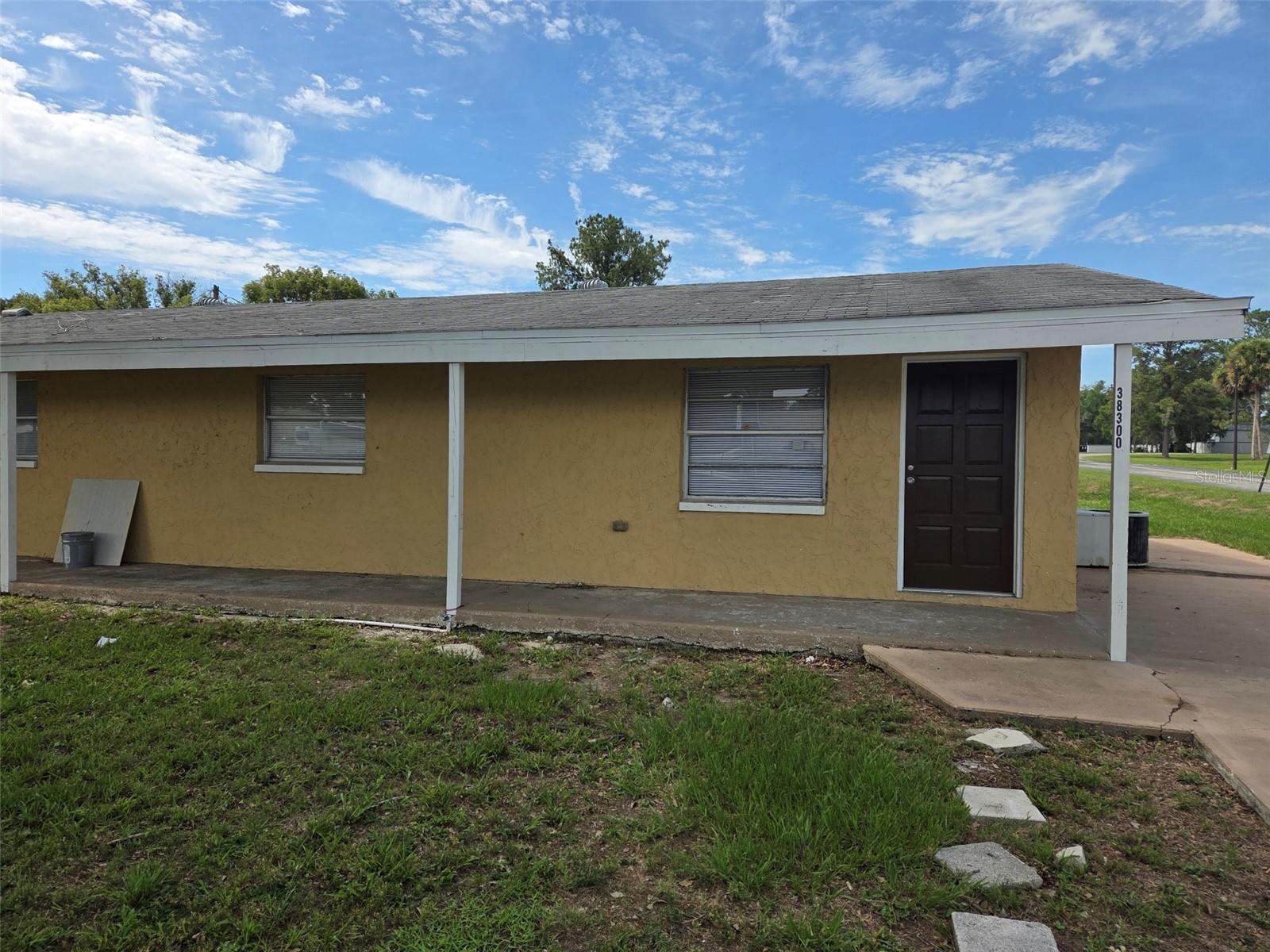 38300 HENRY DR - Photo 1