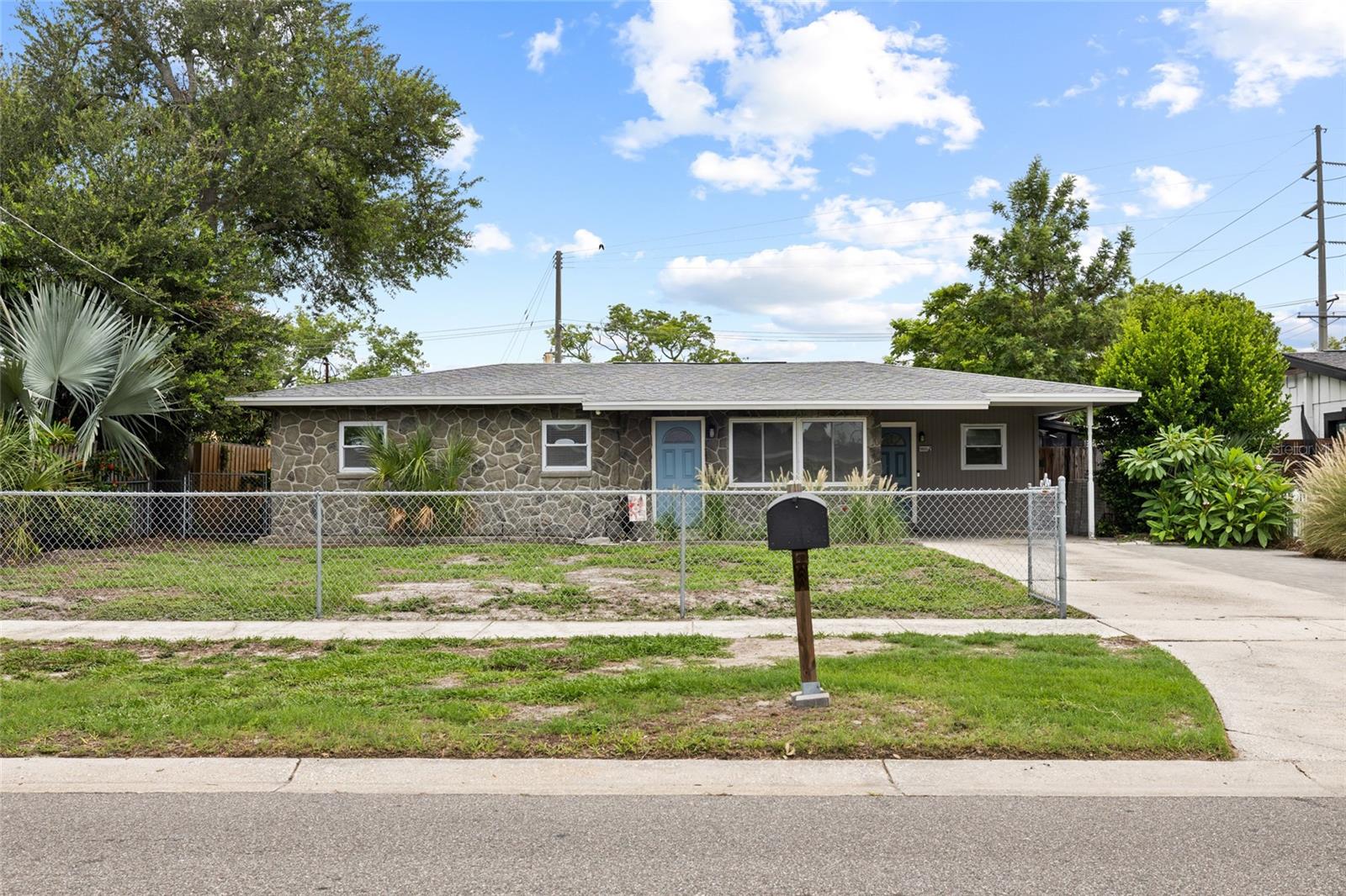 3603 W OKLAHOMA AVE - Photo 1