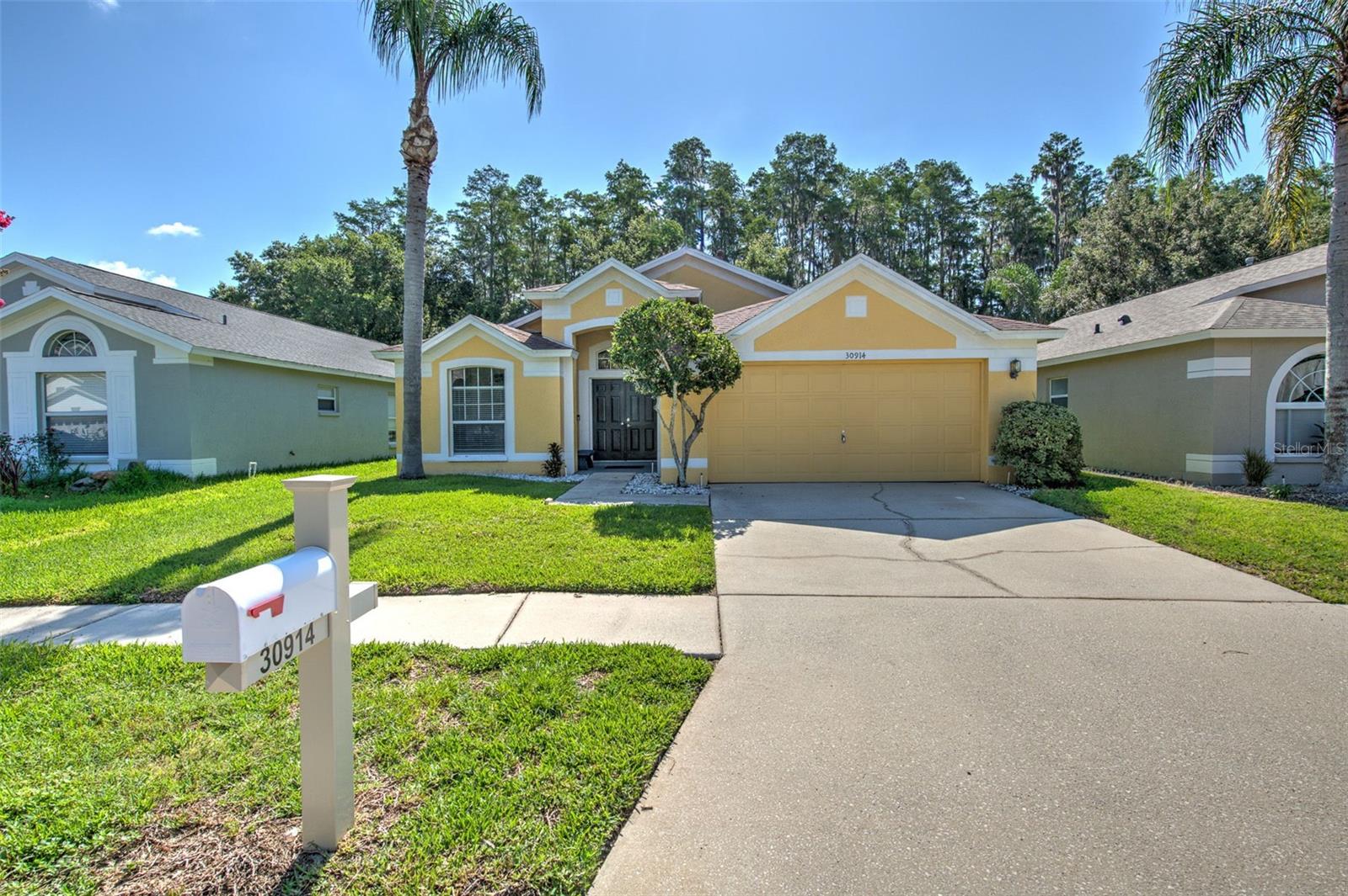 30914 BURLEIGH DR - Photo 1