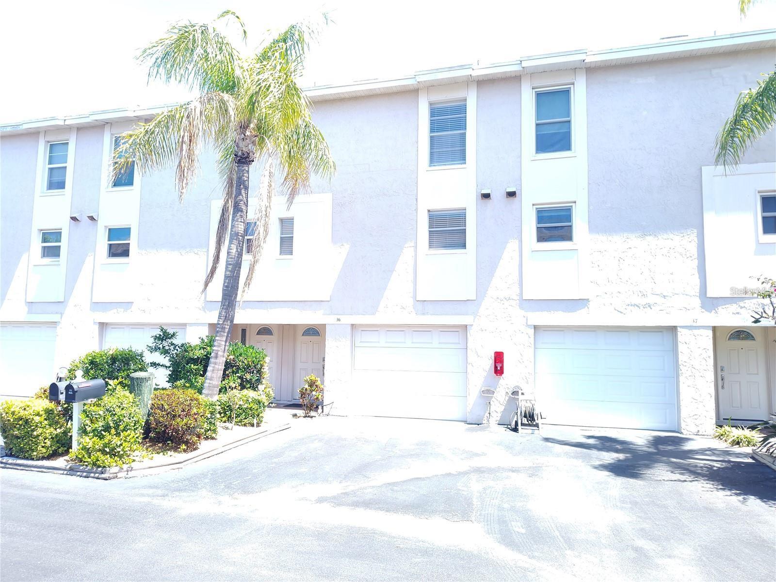 255 CAPRI CIR N #36 - Photo 1