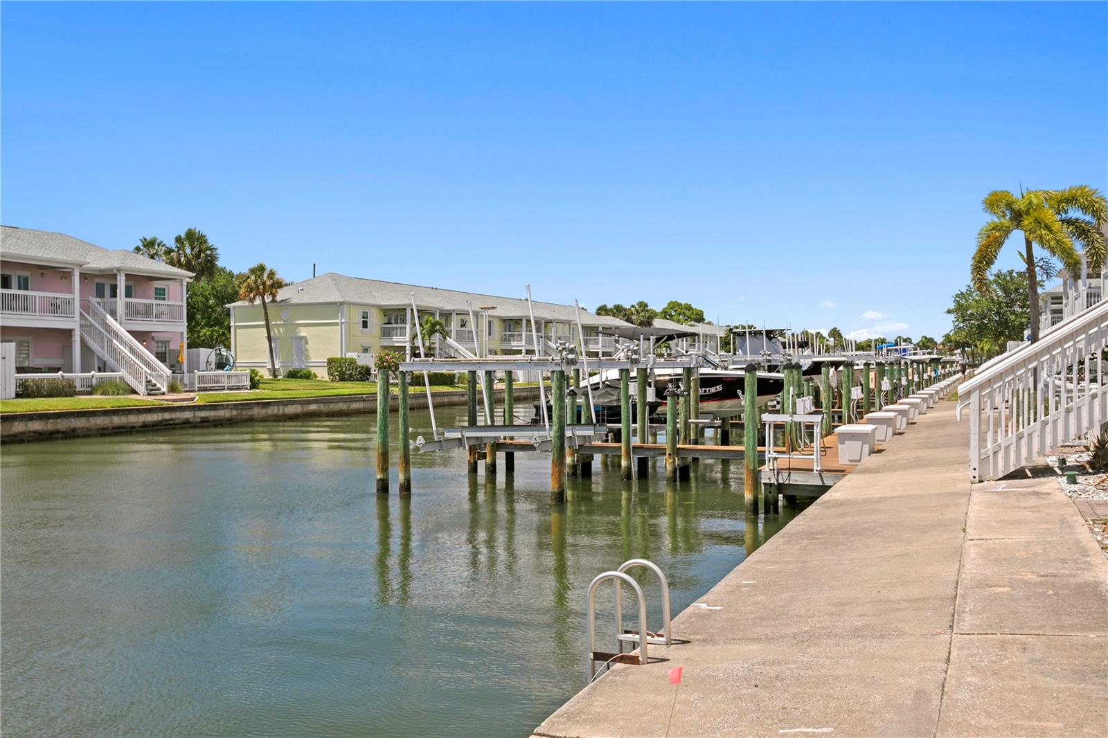 00 COQUINA KEY DR SE #107SS - Photo 1