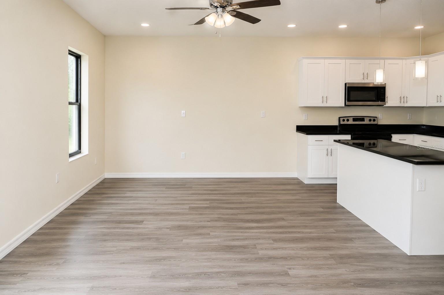 4343 CAMBIO GARDENS CT - Photo 1