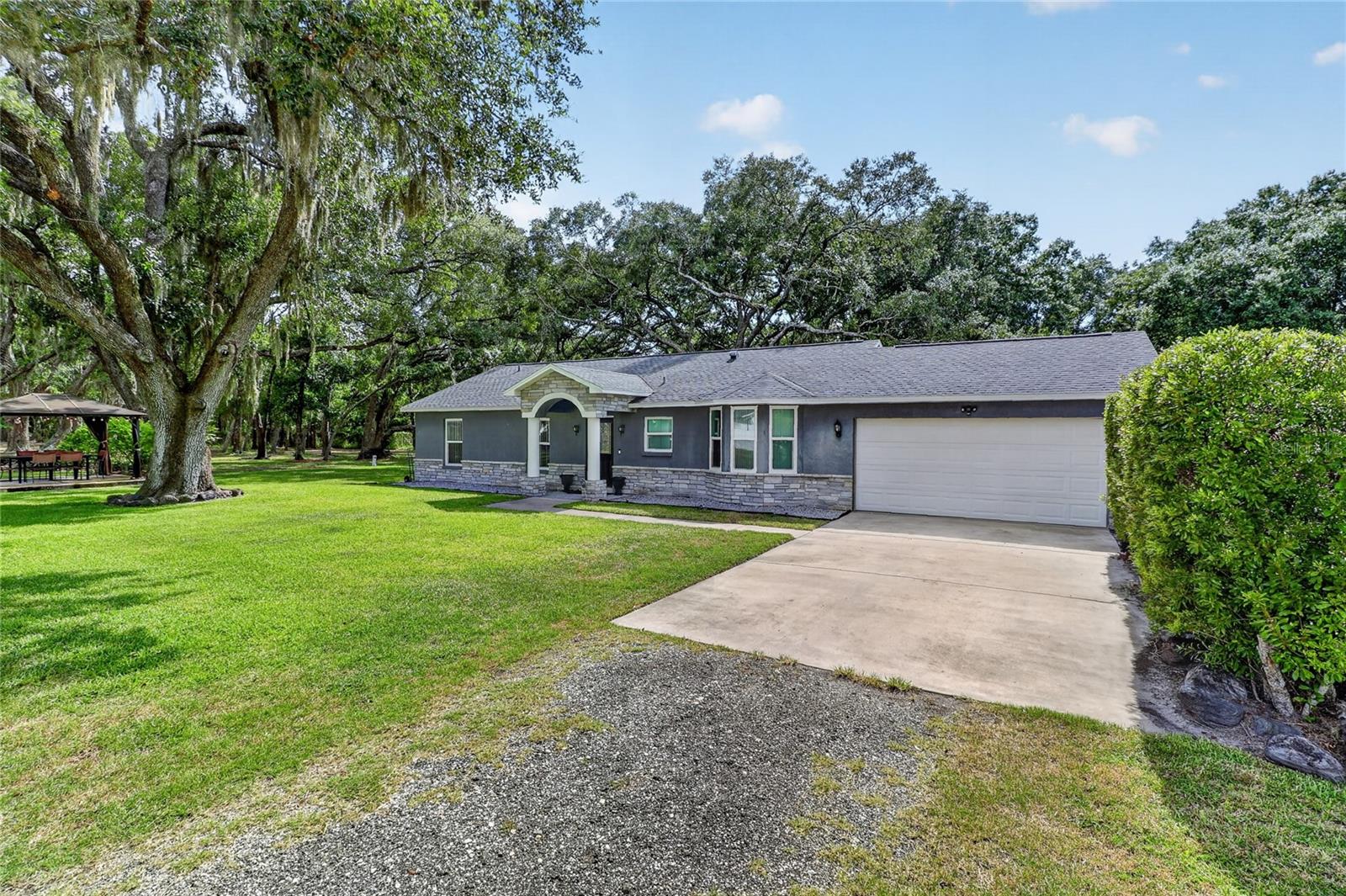 7608 COPELAND RD - Photo 1